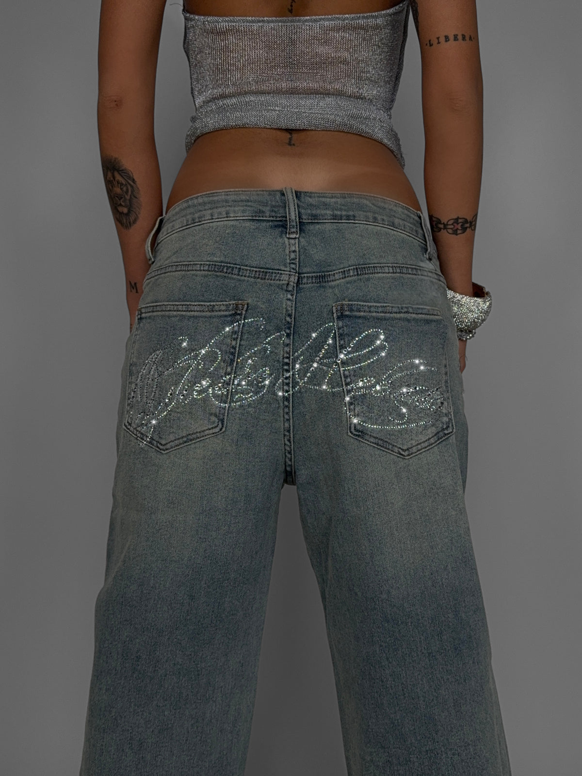 Jeans Back Shine