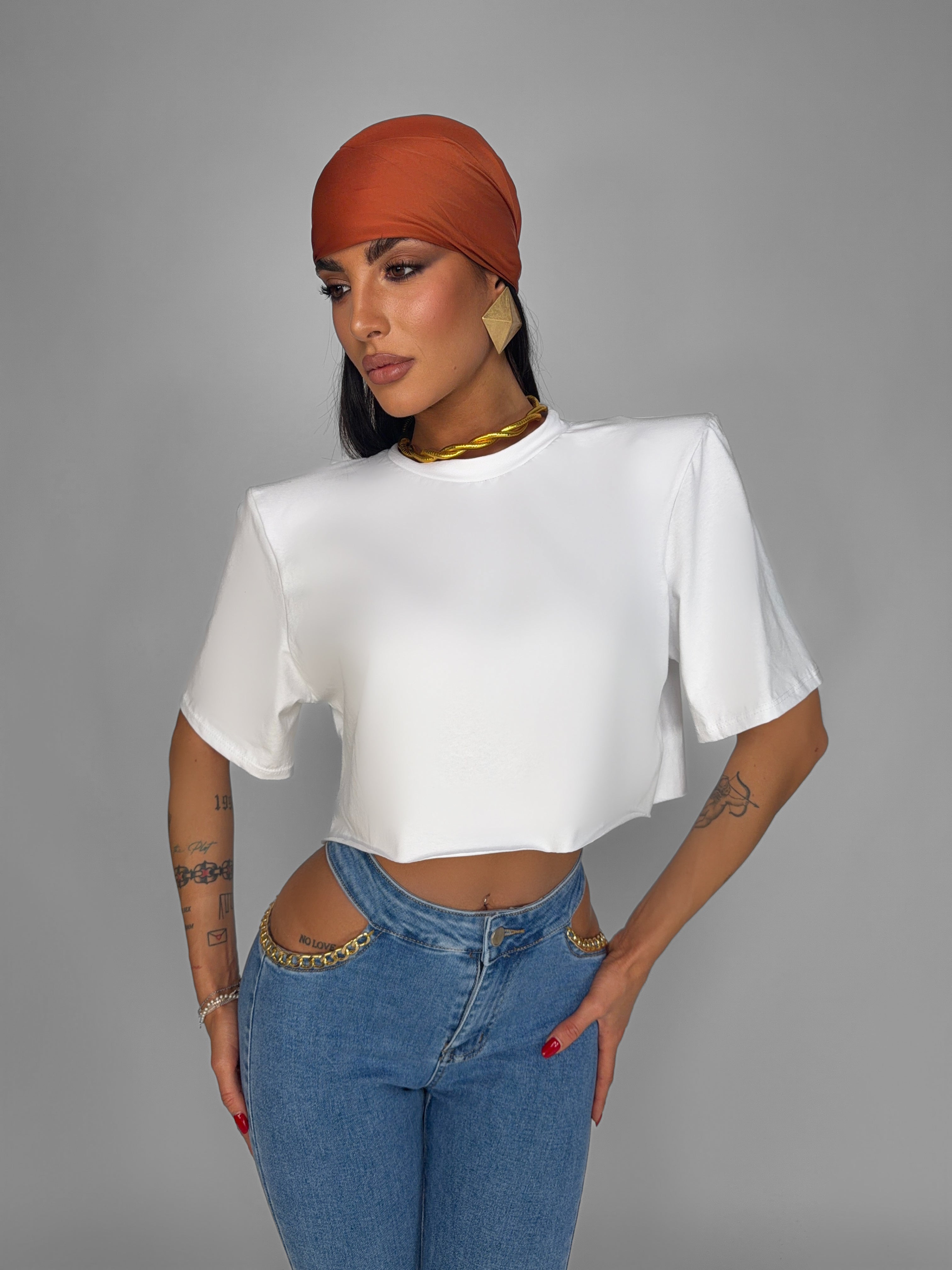 Top Bold Shoulder-White