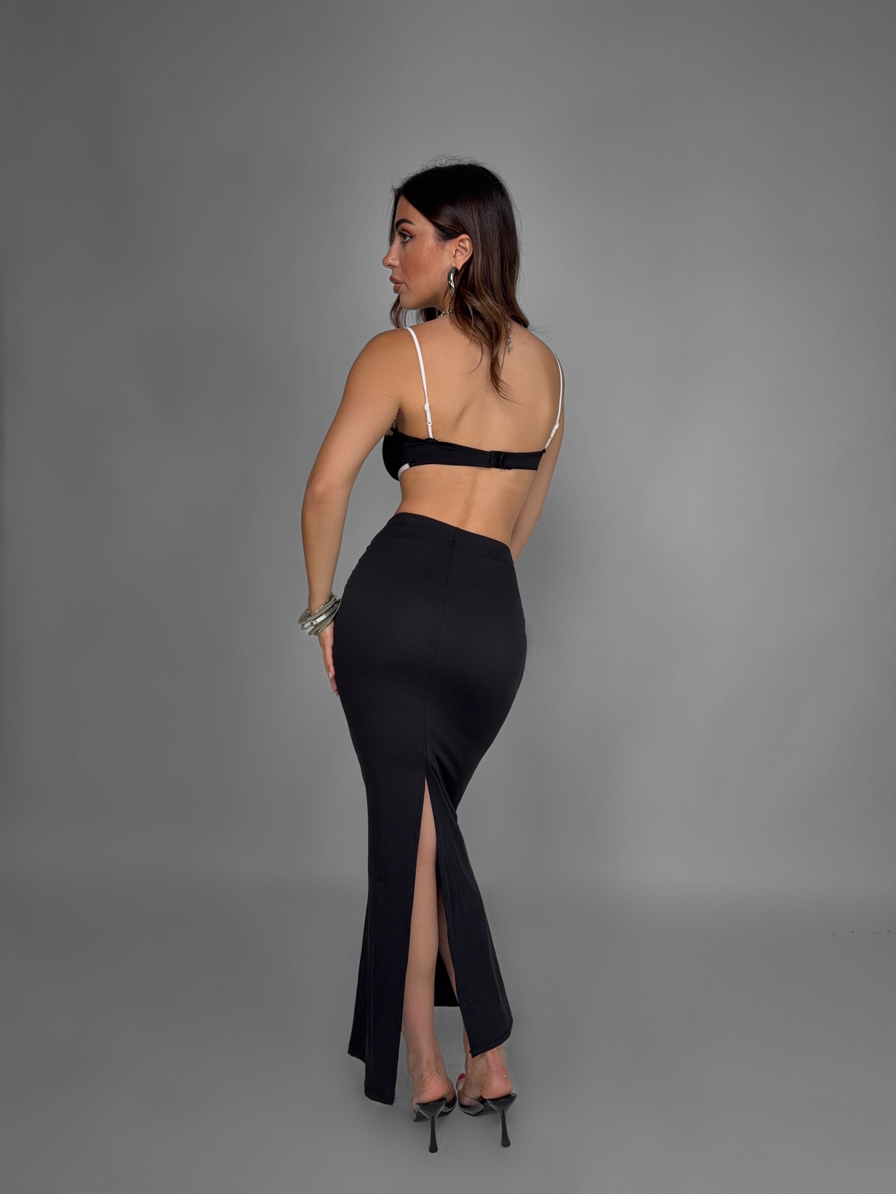 Completo Lace Elegance-Black