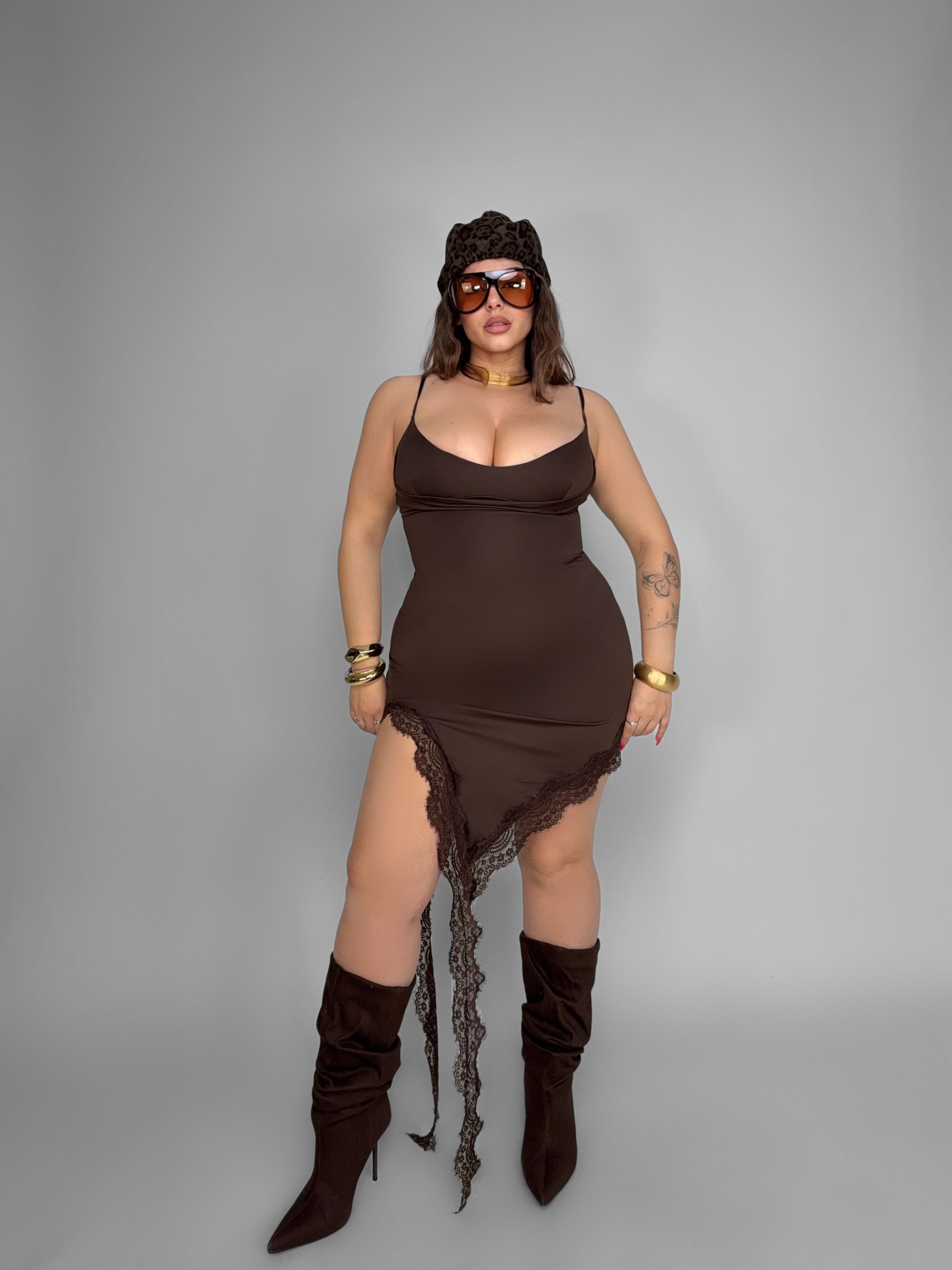 CURVY FIT - Abito Lace Train-Brown