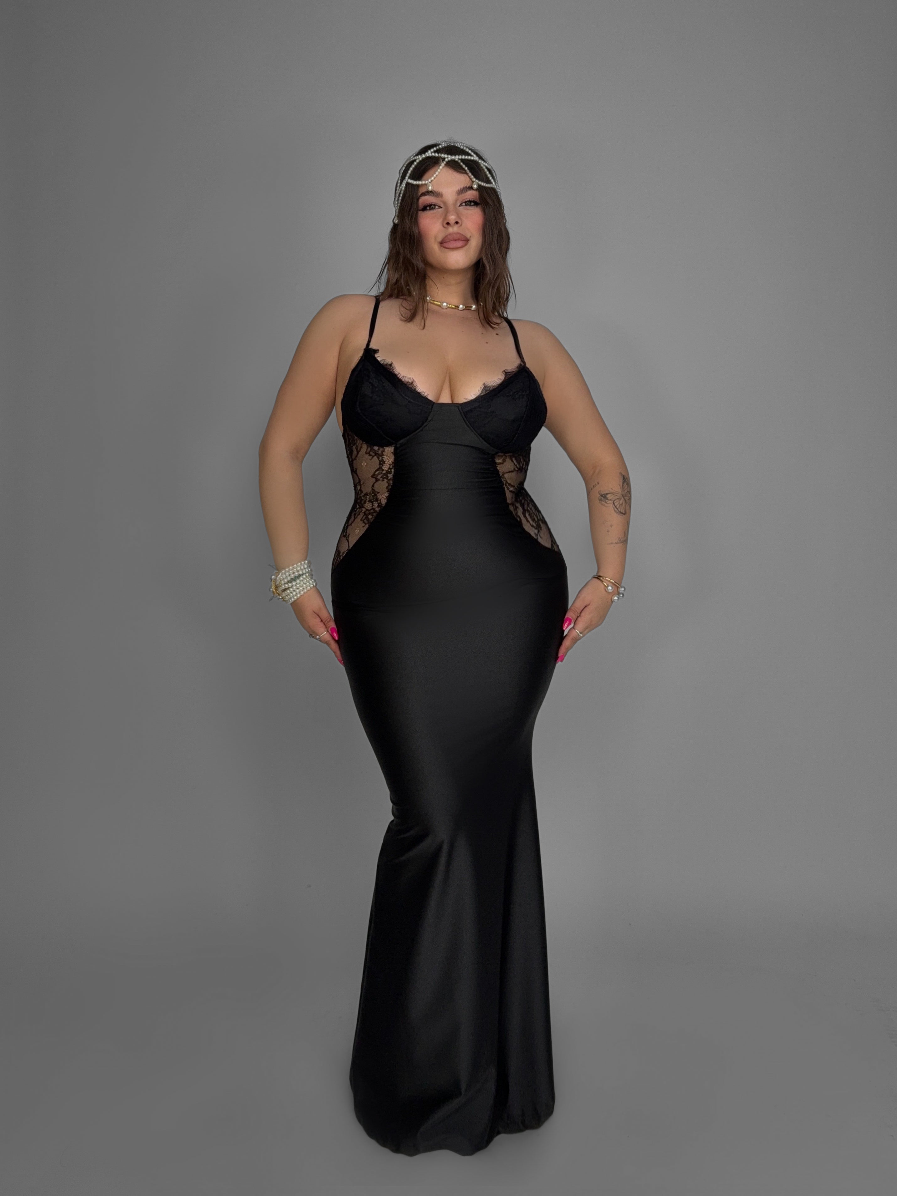 CURVY FIT- Aura Side-Black Dress