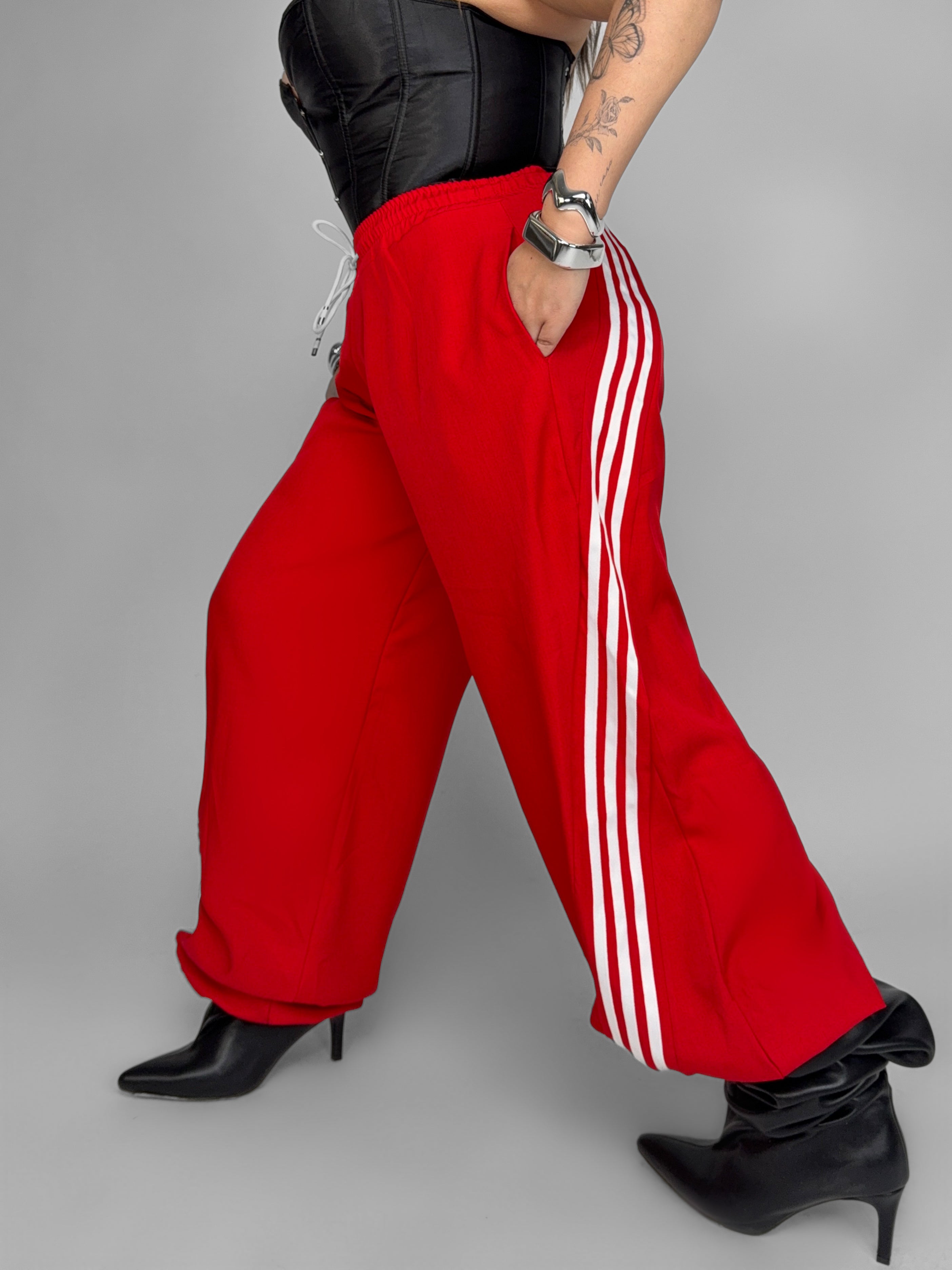 CURVY FIT - Pantalone Red Stripe