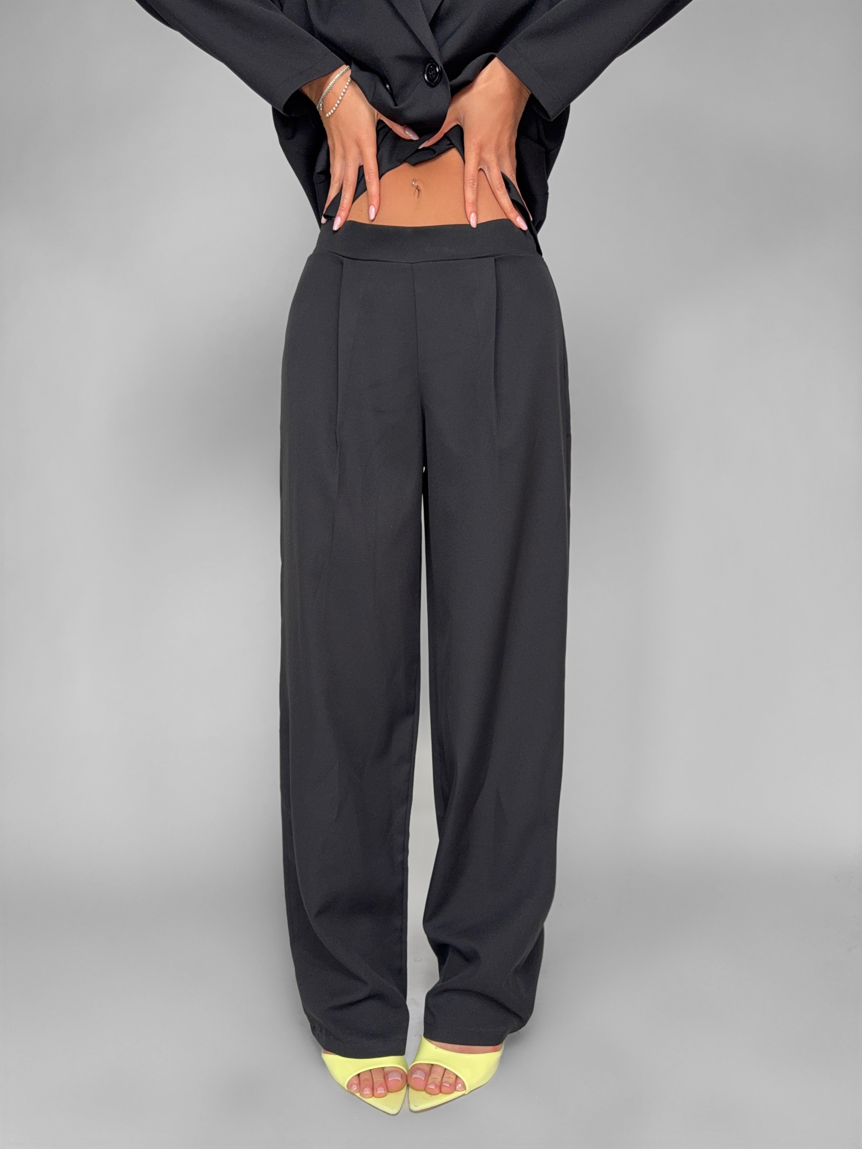 Completo Soft Touch-Black