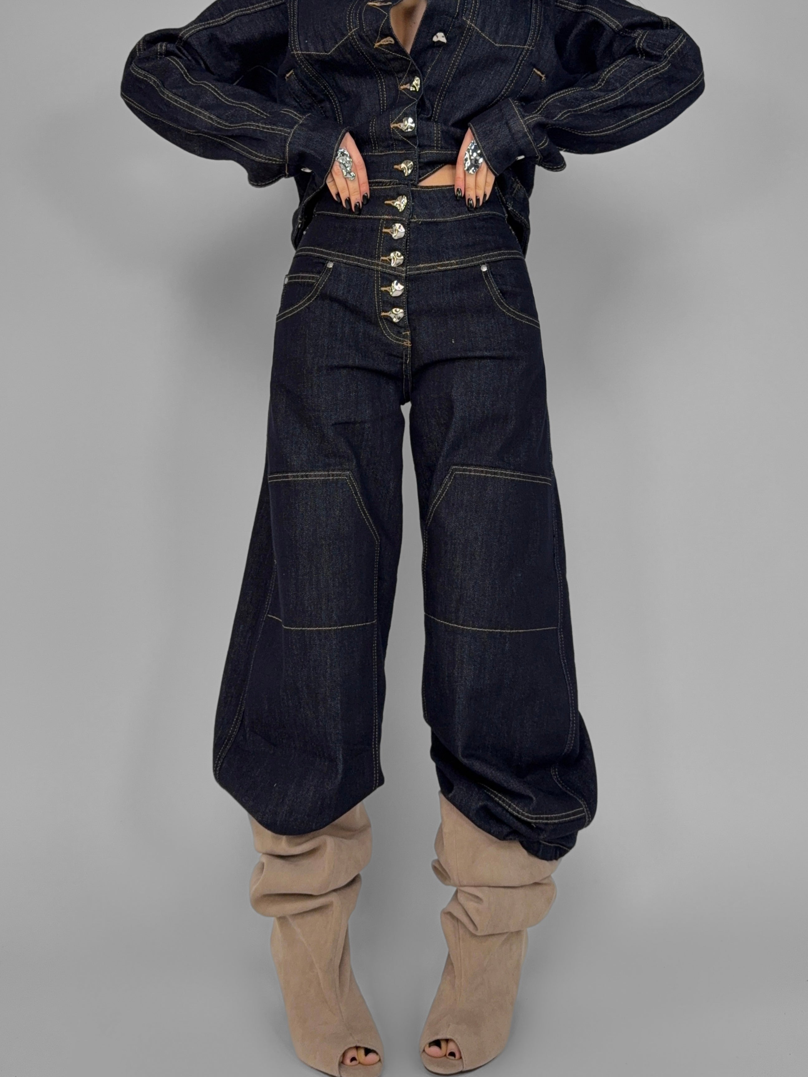 Icon Jeans Button