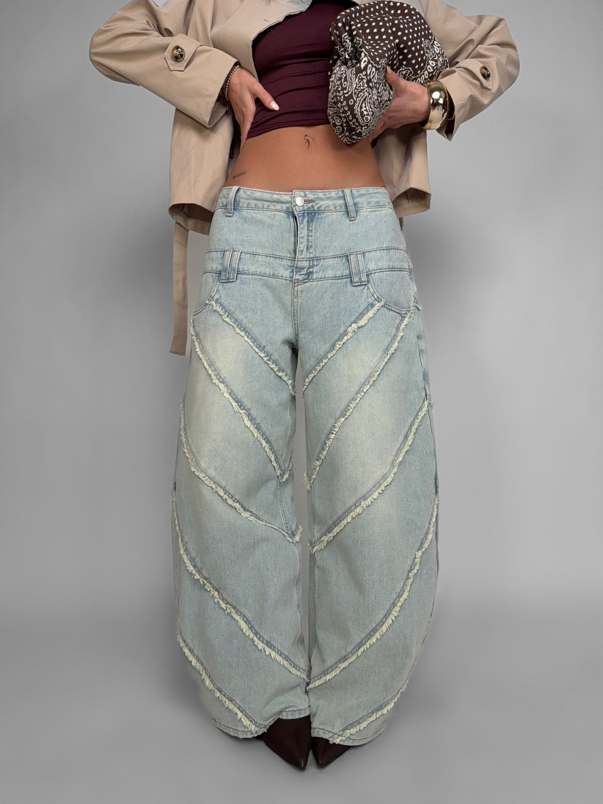 Jeans Frayed Line