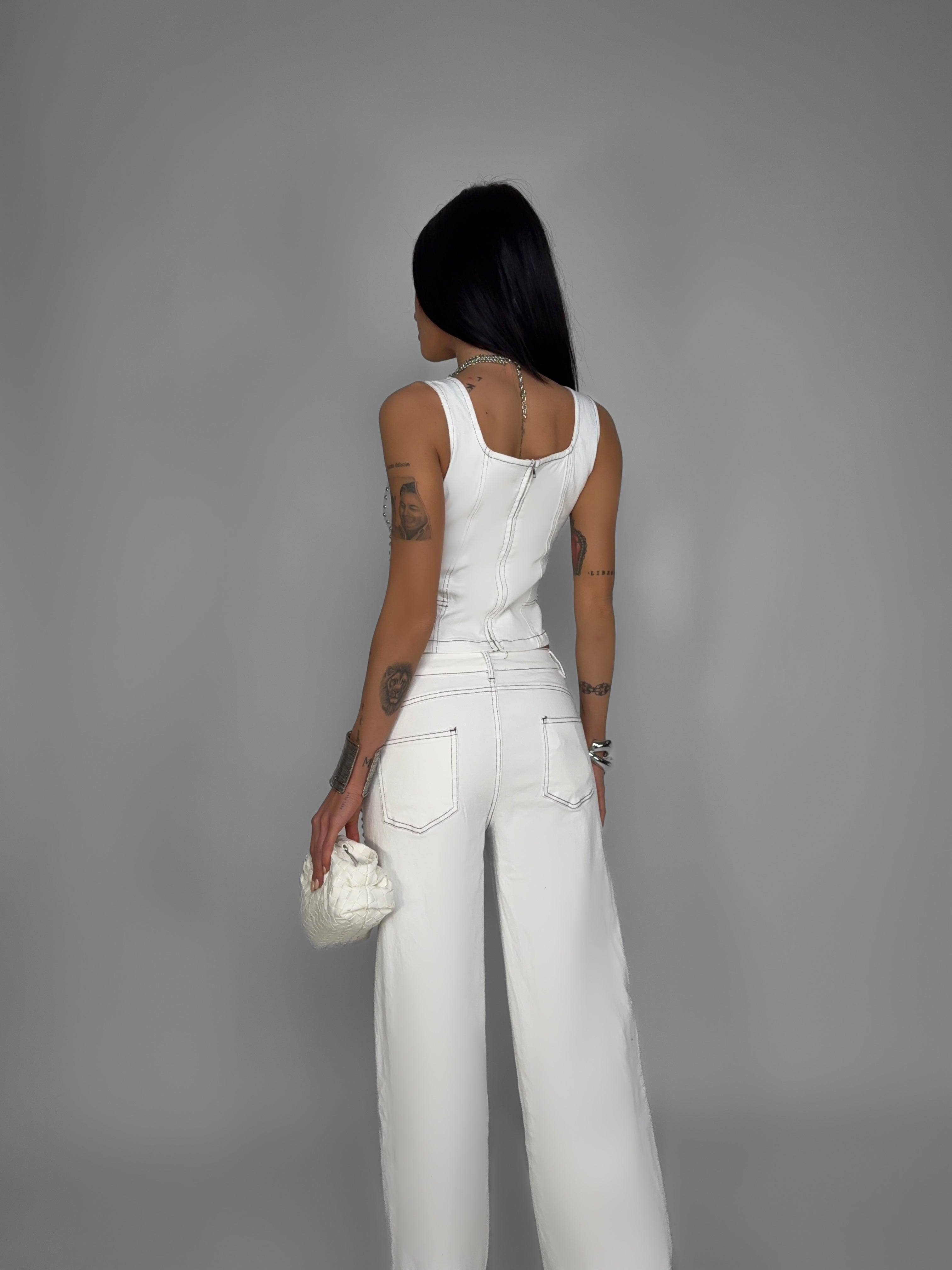 Completo Ivory Stud