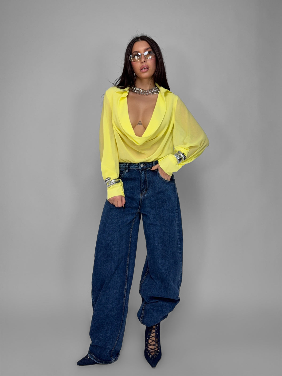 Total Look Sheer Yellow