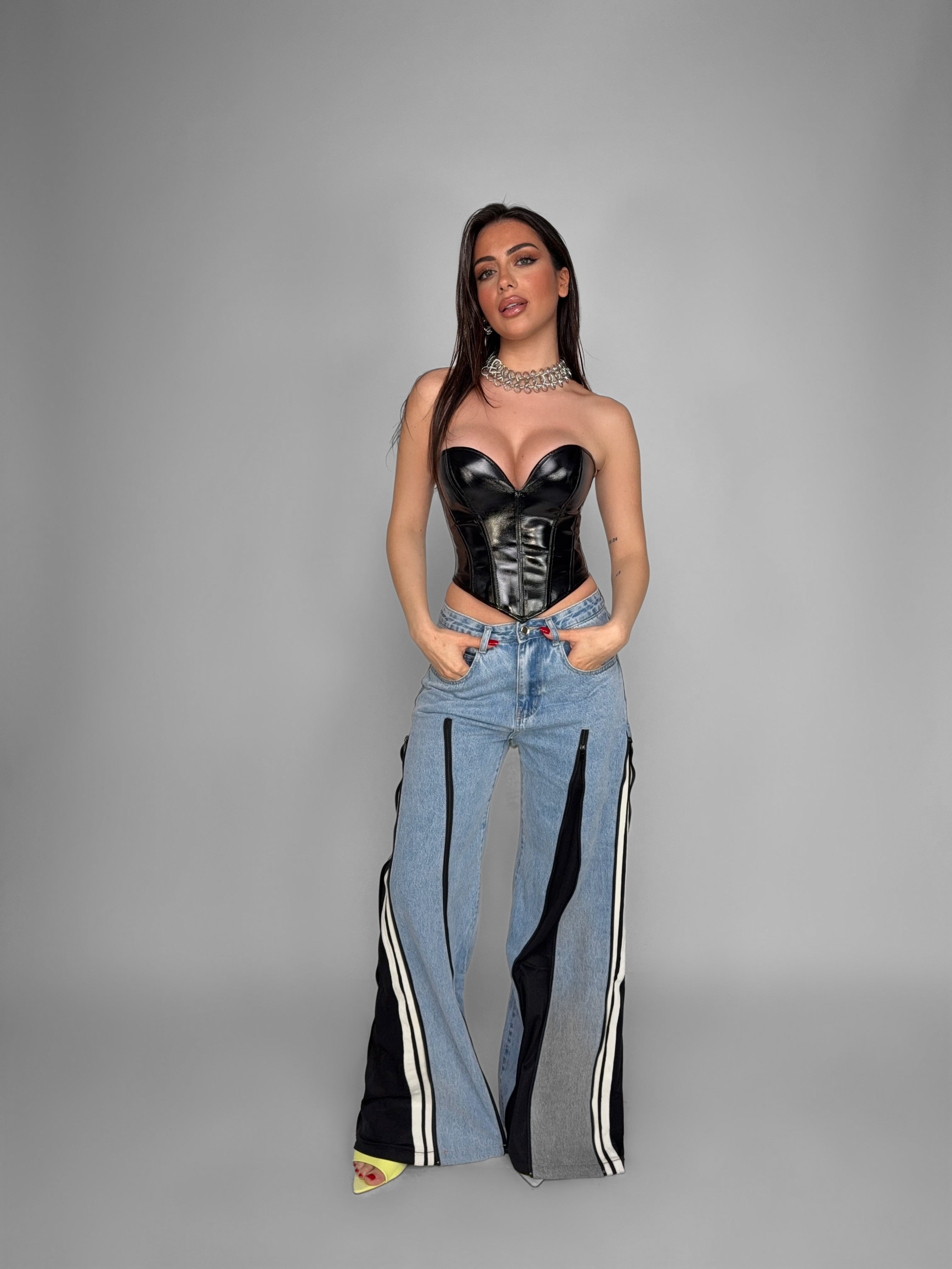 Total Look BlackLine