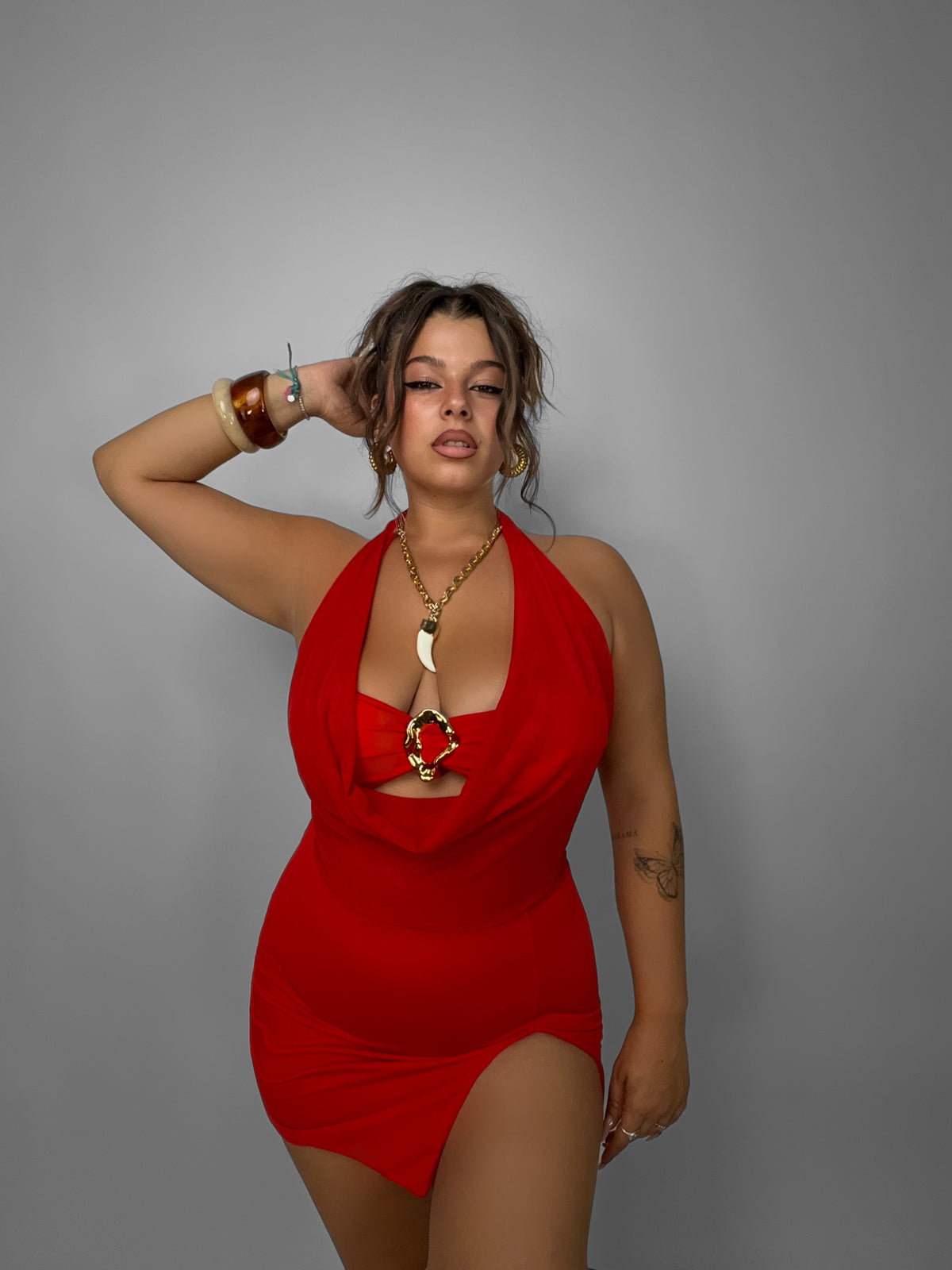 CURVY FIT - Jewel Veiled Dress - Red