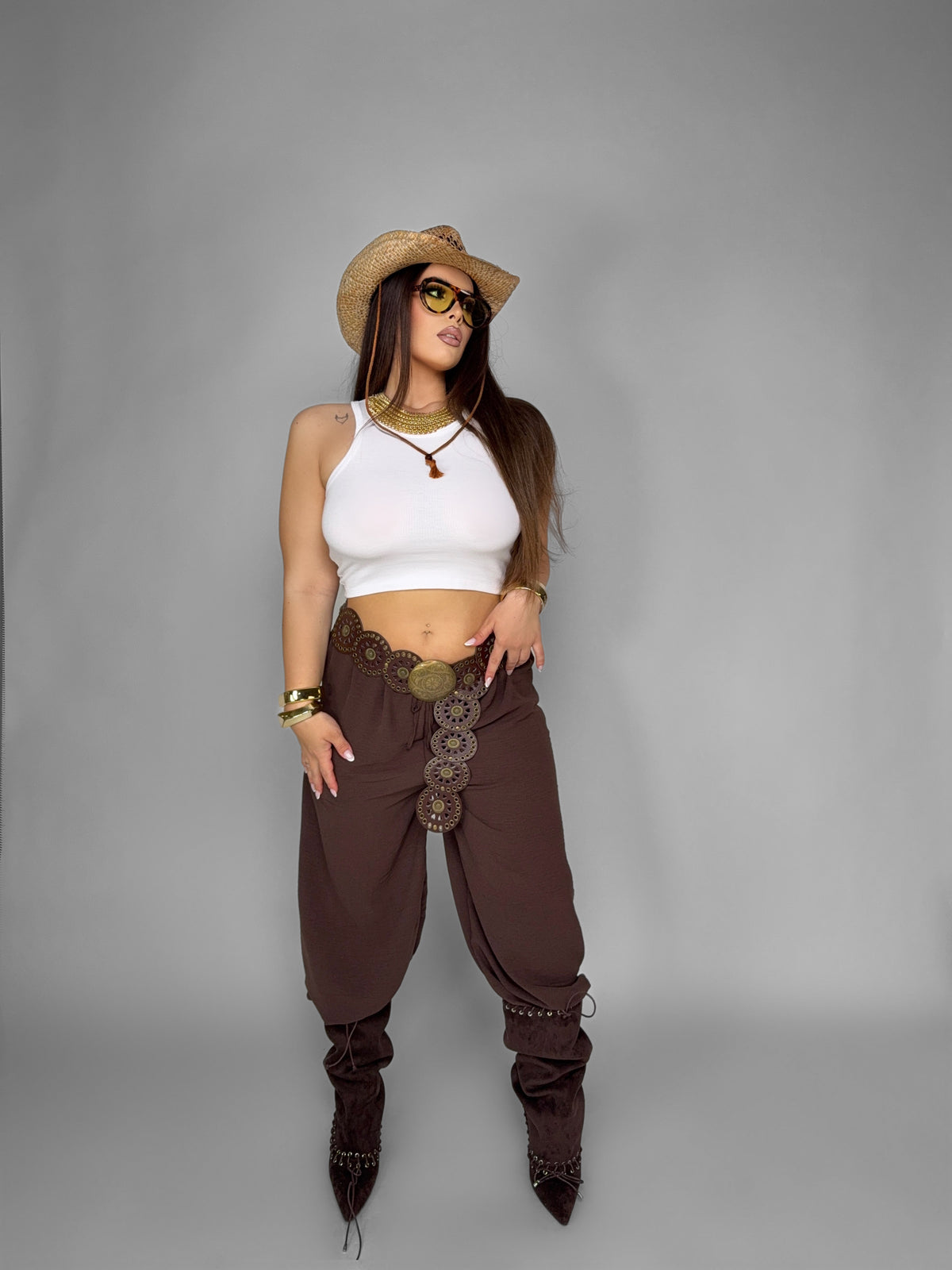 Total Look Refined Brown