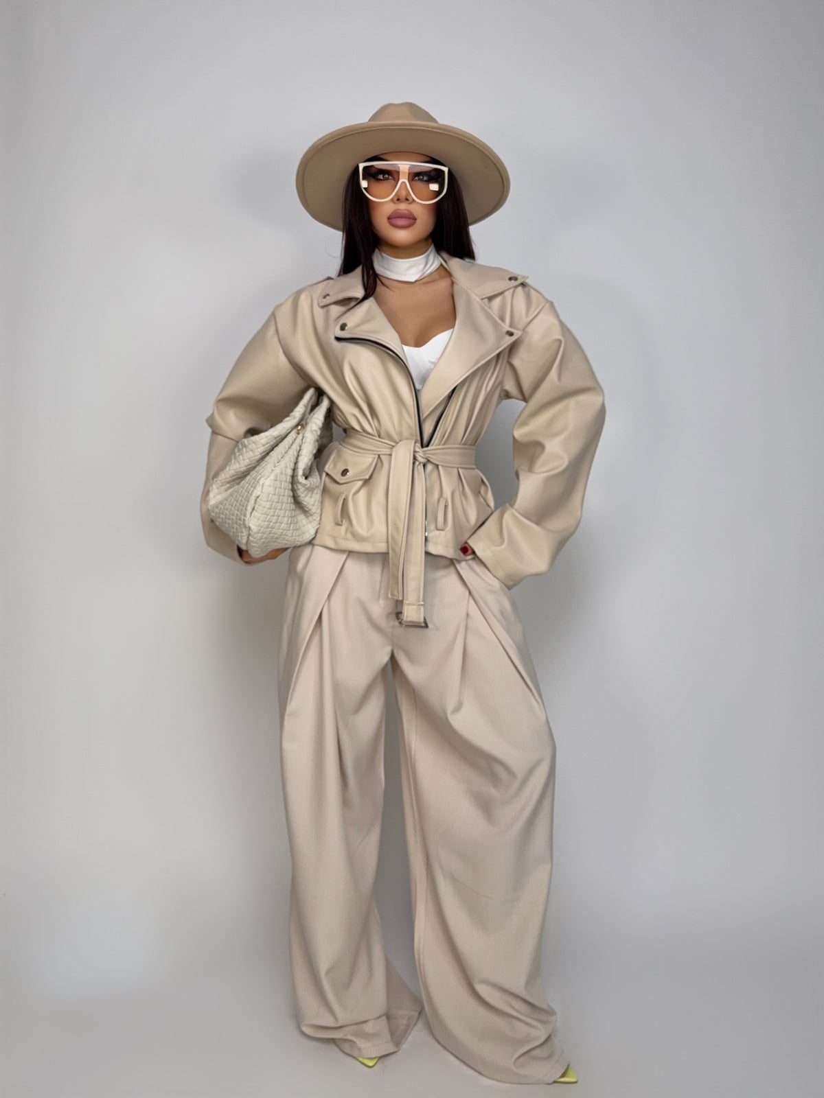 Total Look Sophisticated Beige