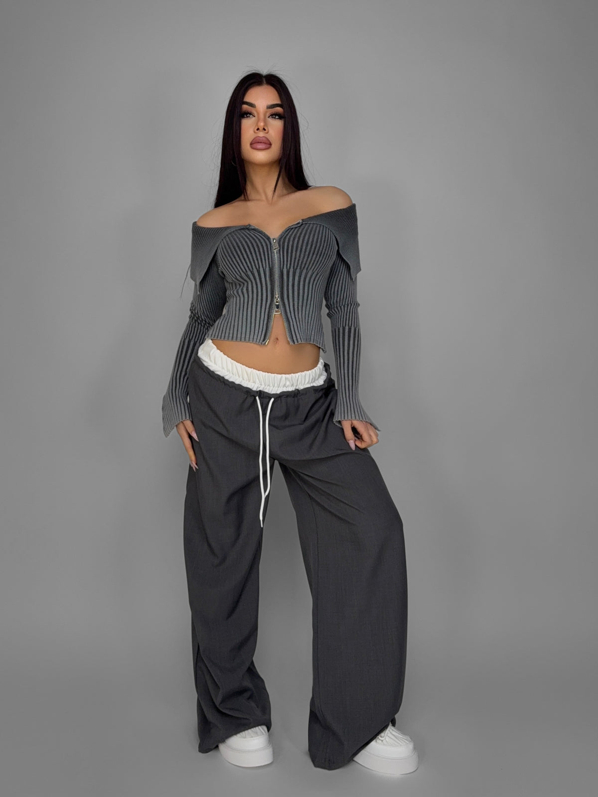 Total Look Grey Mood
