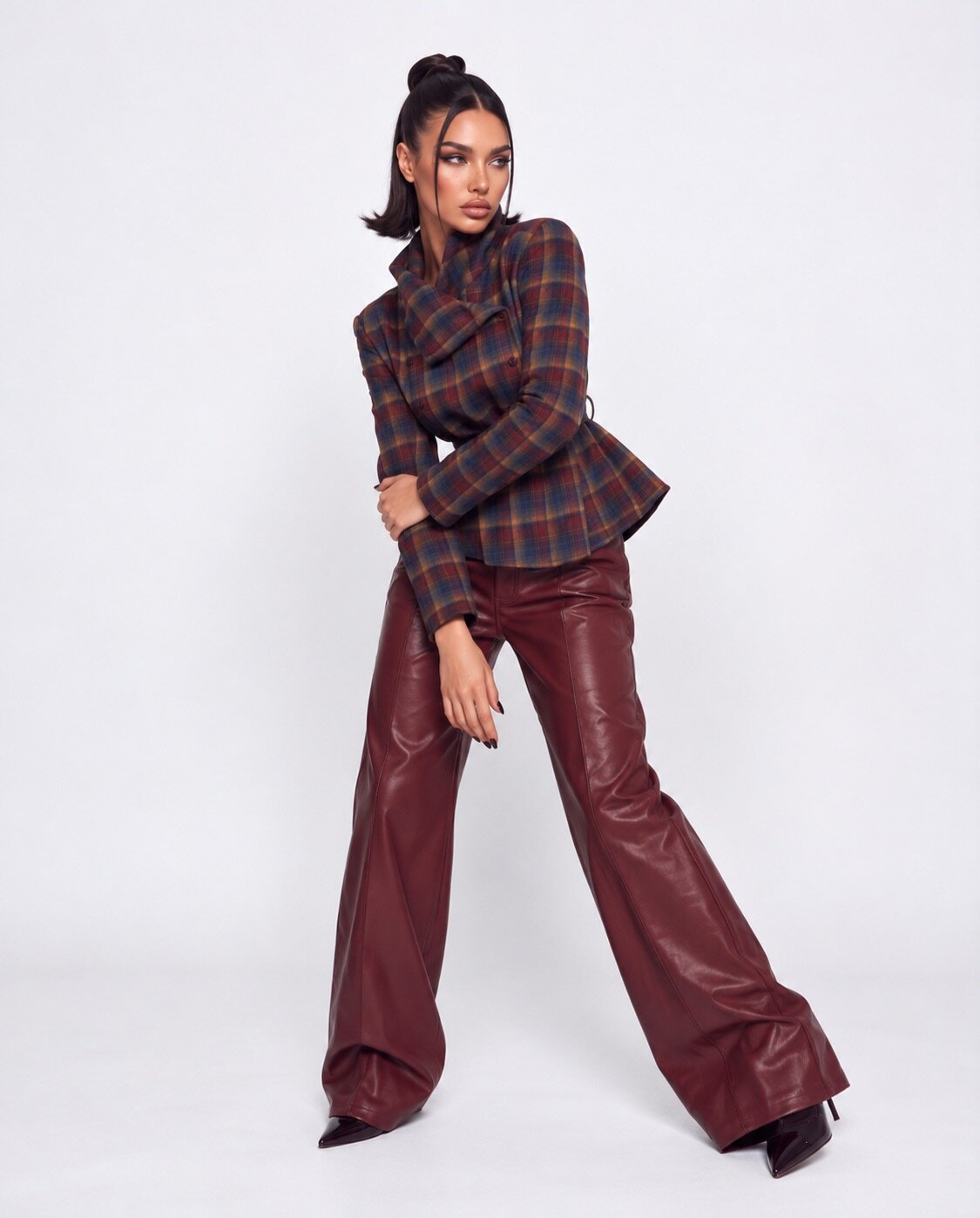 Total Look Check Collar