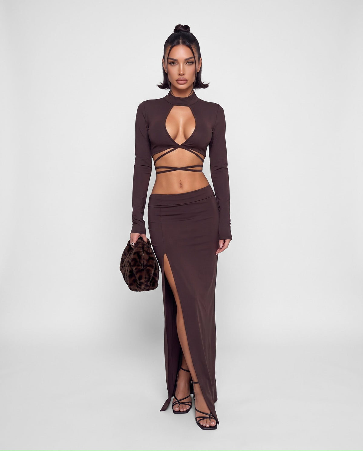 Completo Tie Line-Brown