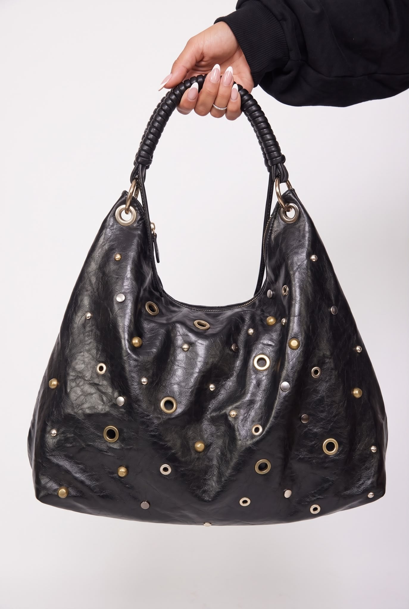 Borsa Pierced