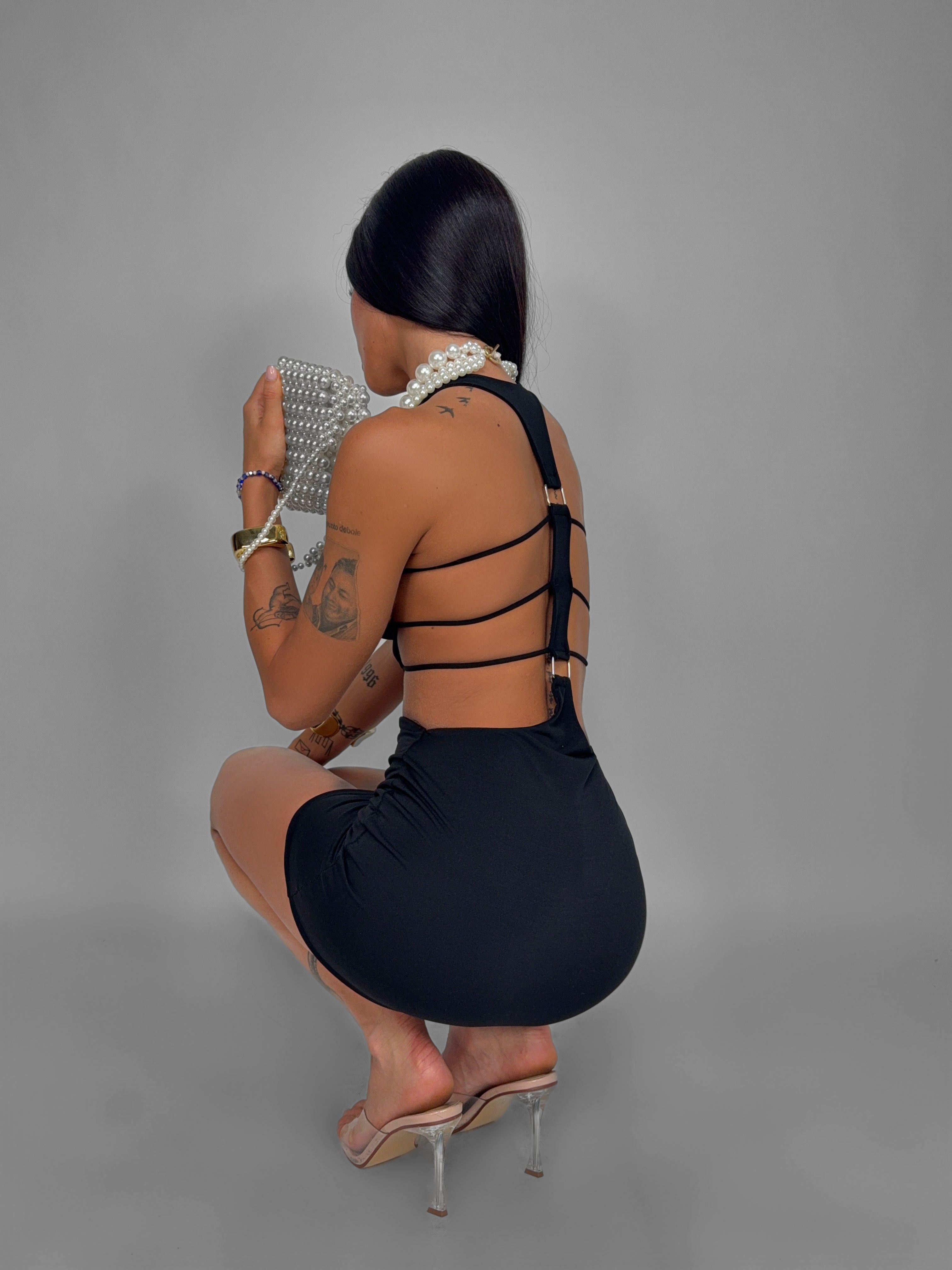 Abito Muse Back-Black