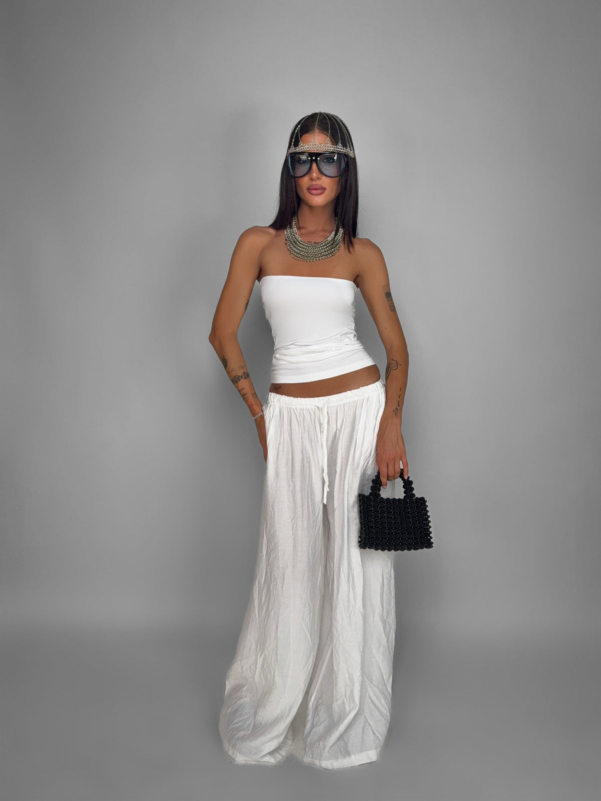 Total Look White Beach