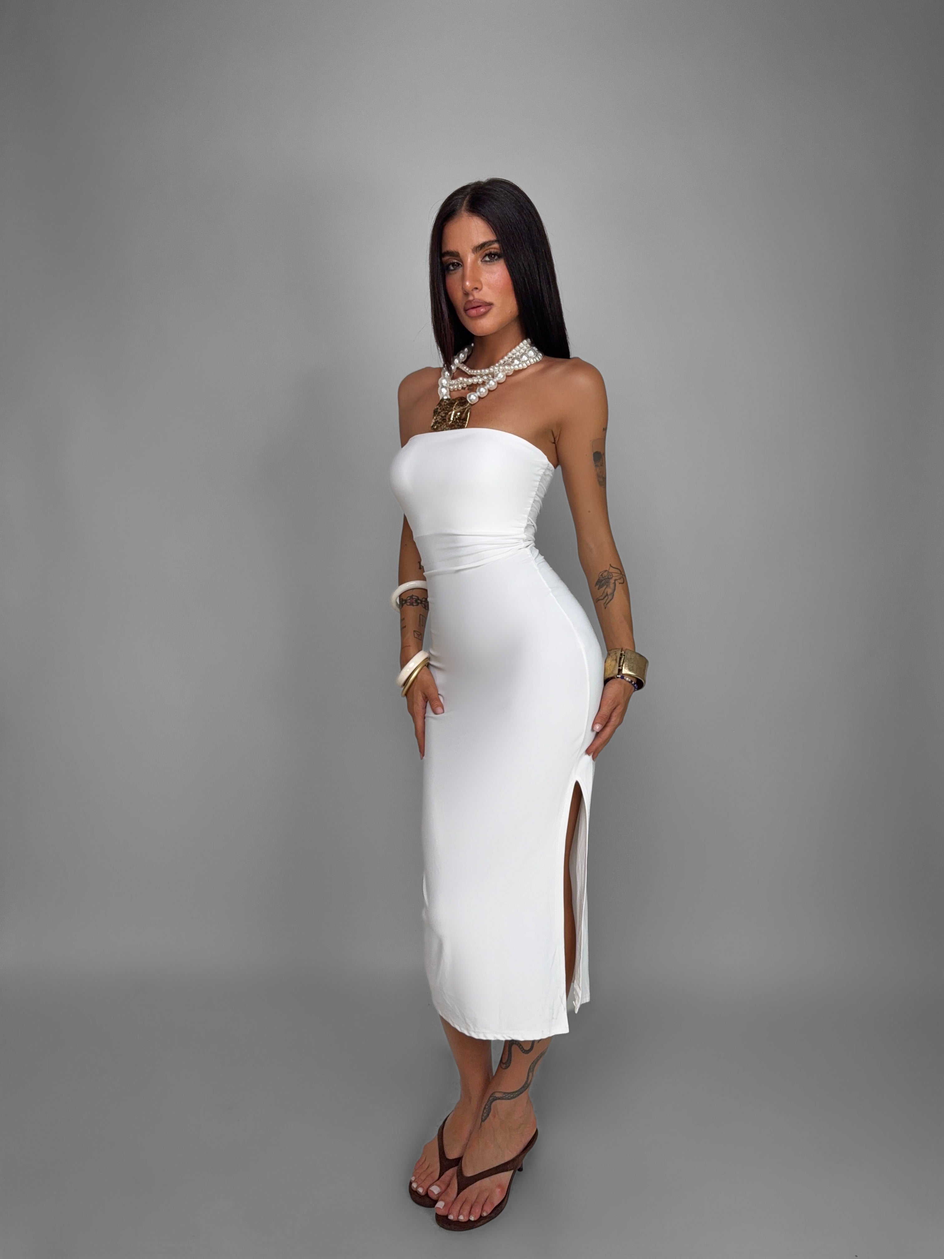 Abito Isla-White