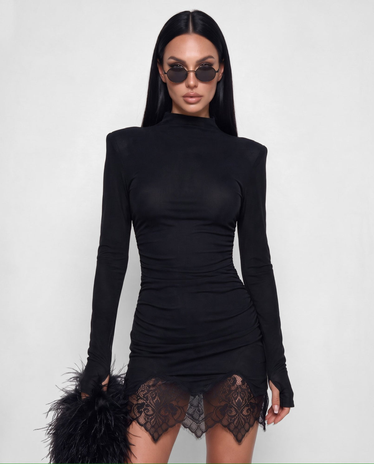 Abito Lace Hem-Black
