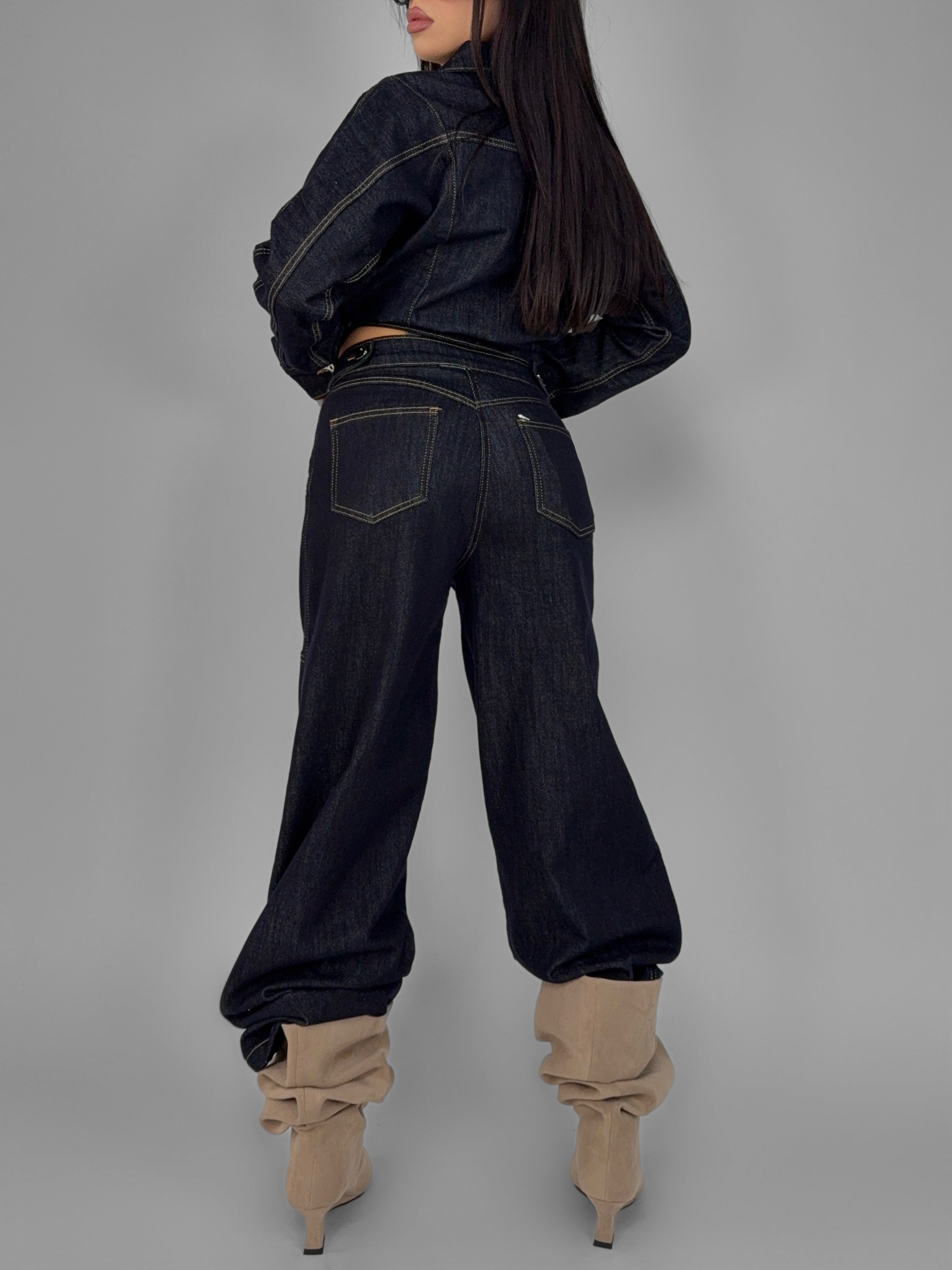Jeans Icon Button