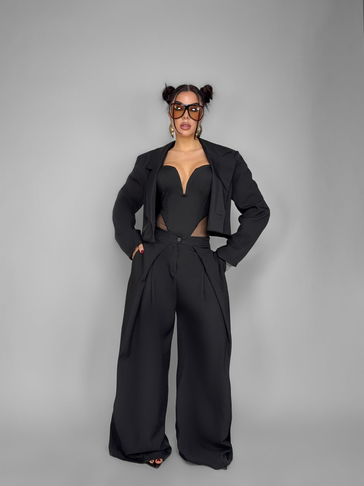 Total Look Fitted Black