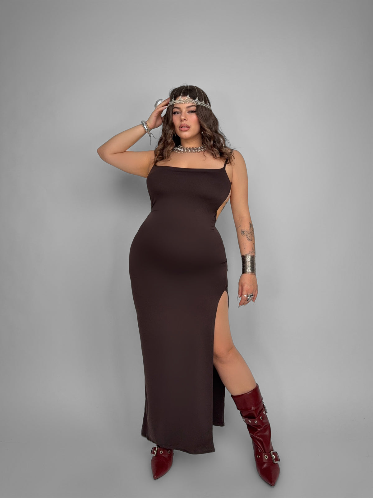 CURVY FIT - Naked Back Dress