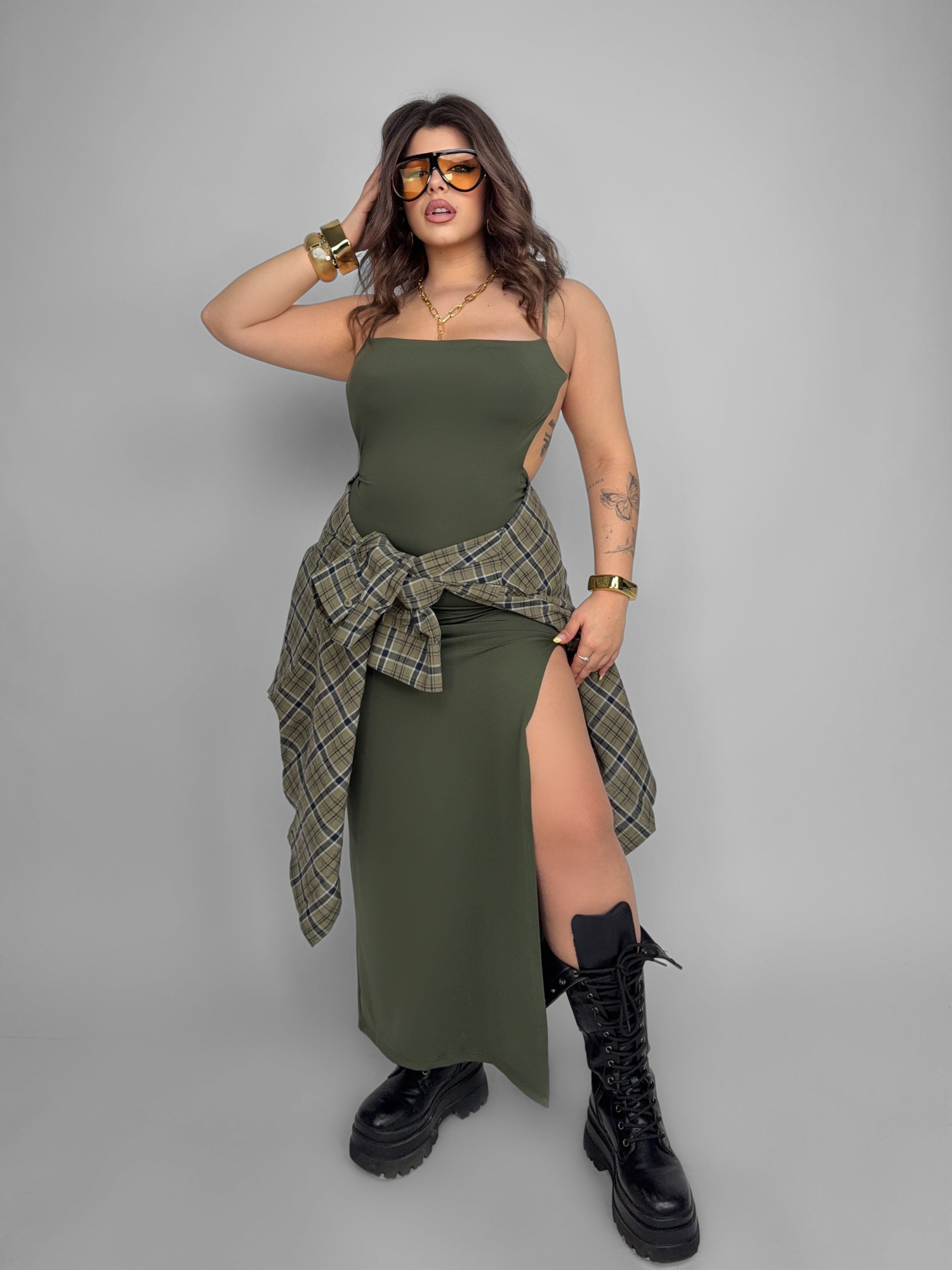 CURVY FIT - Naked Back Dress