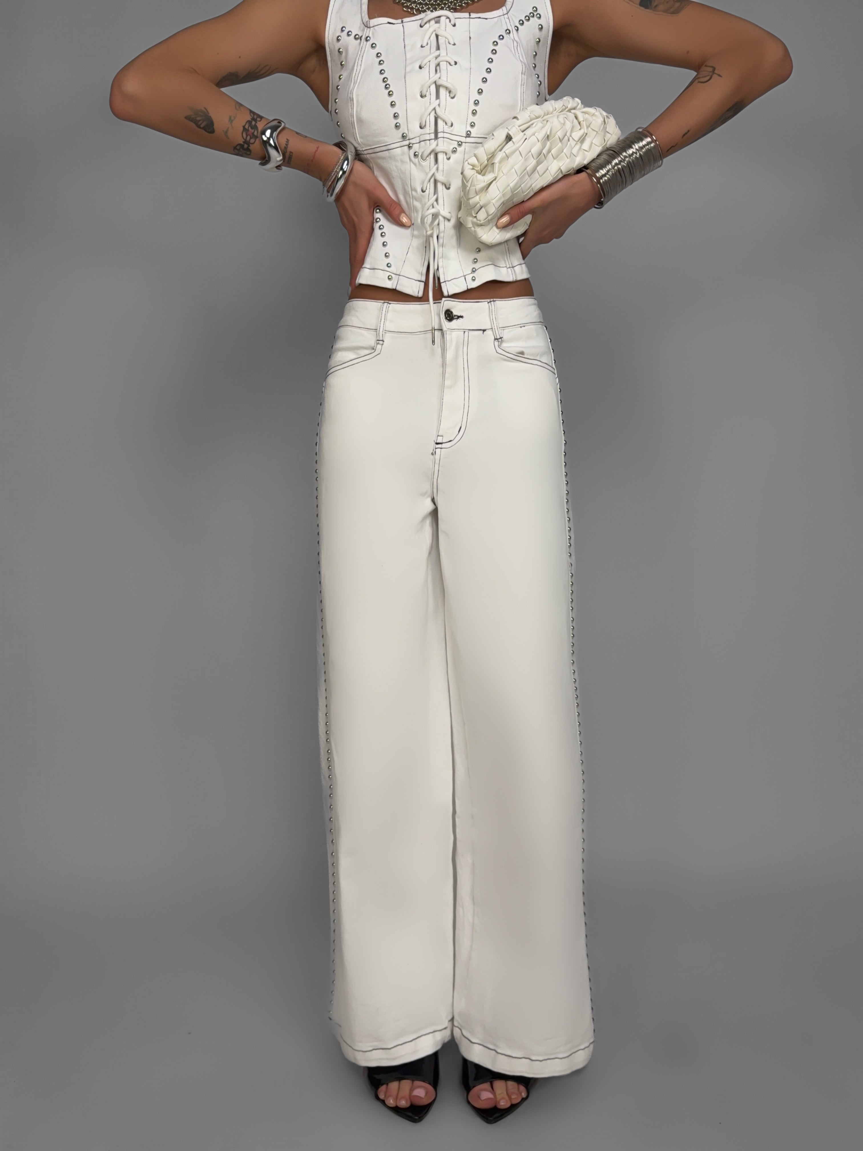 Completo Ivory Stud