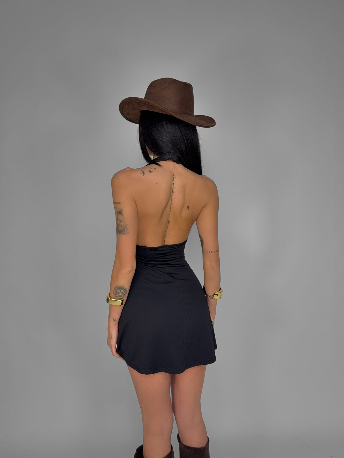 Abito Ornate-Black