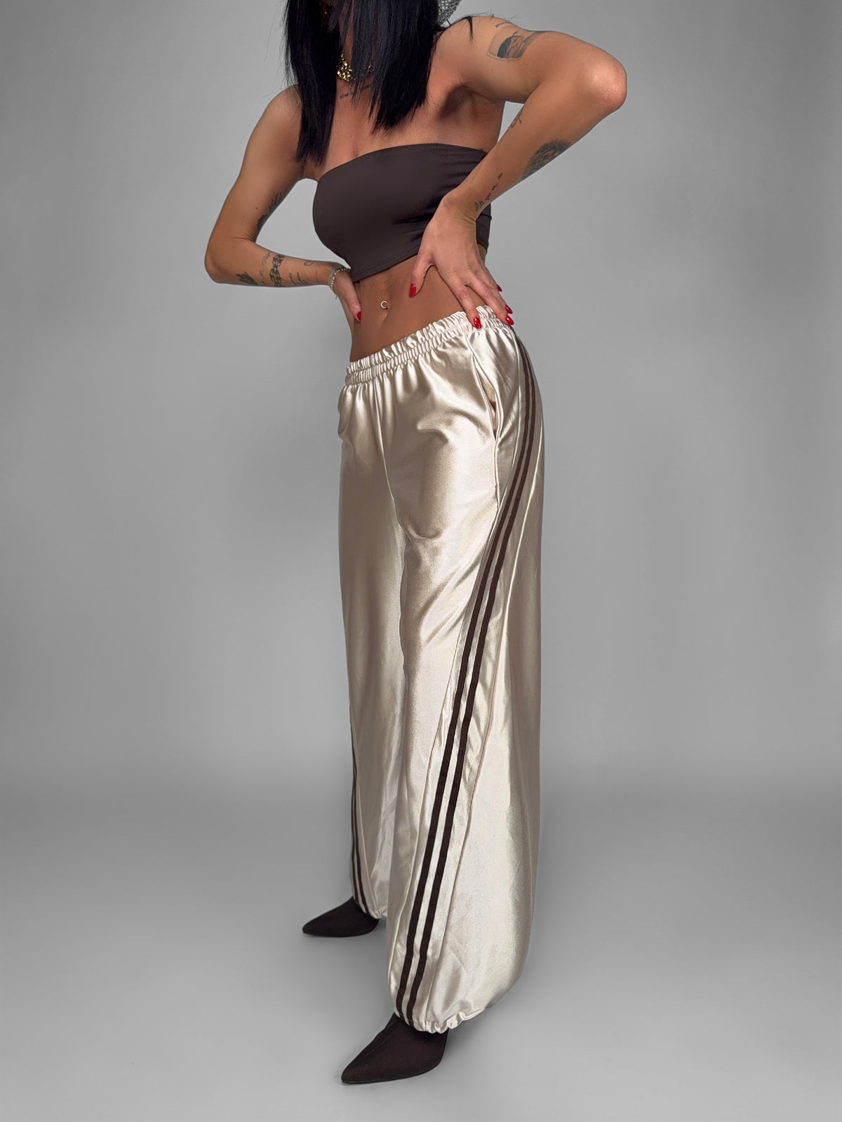Glossy Cuffed Trousers-Beige