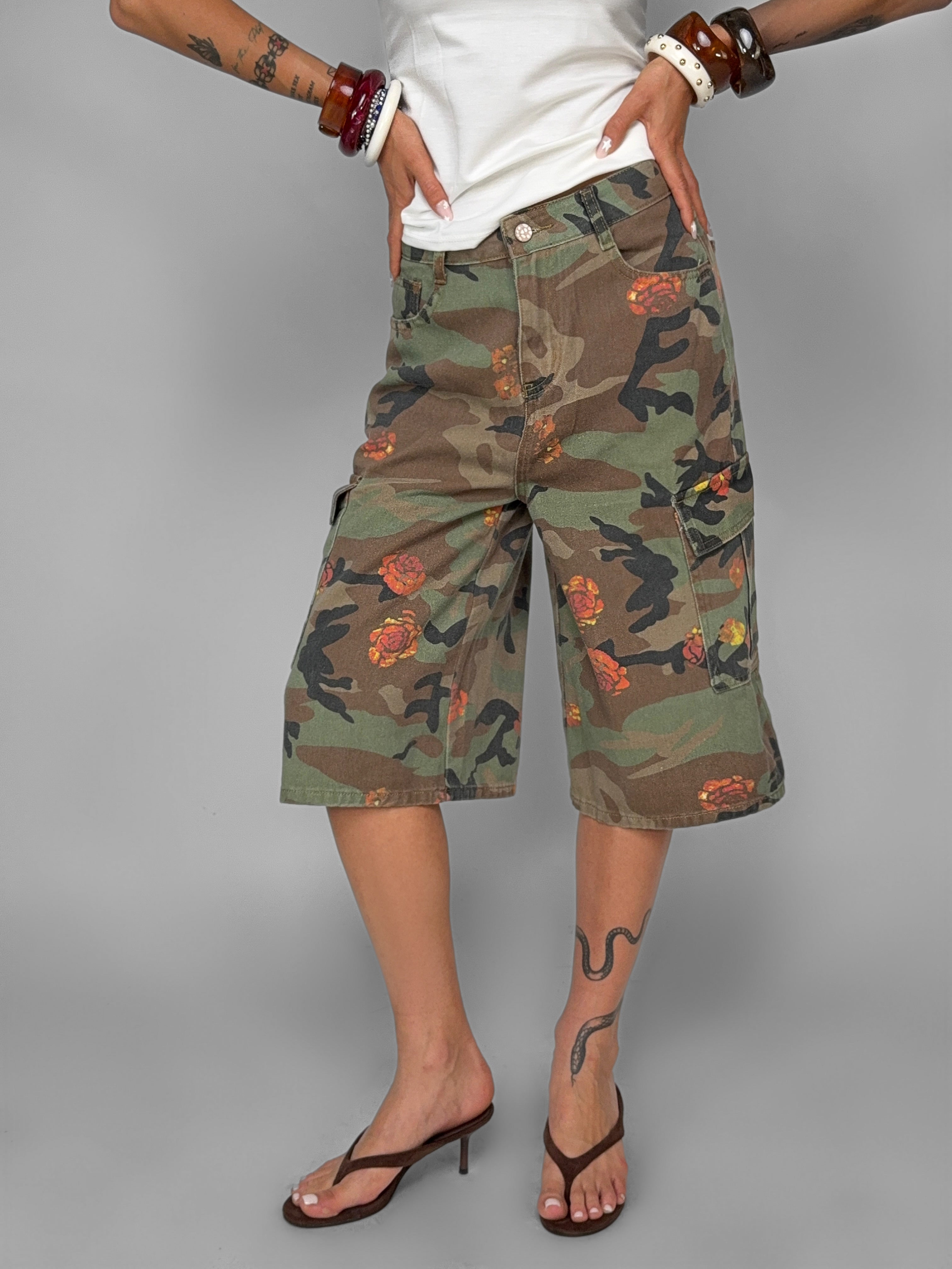 Bermuda Floral Military
