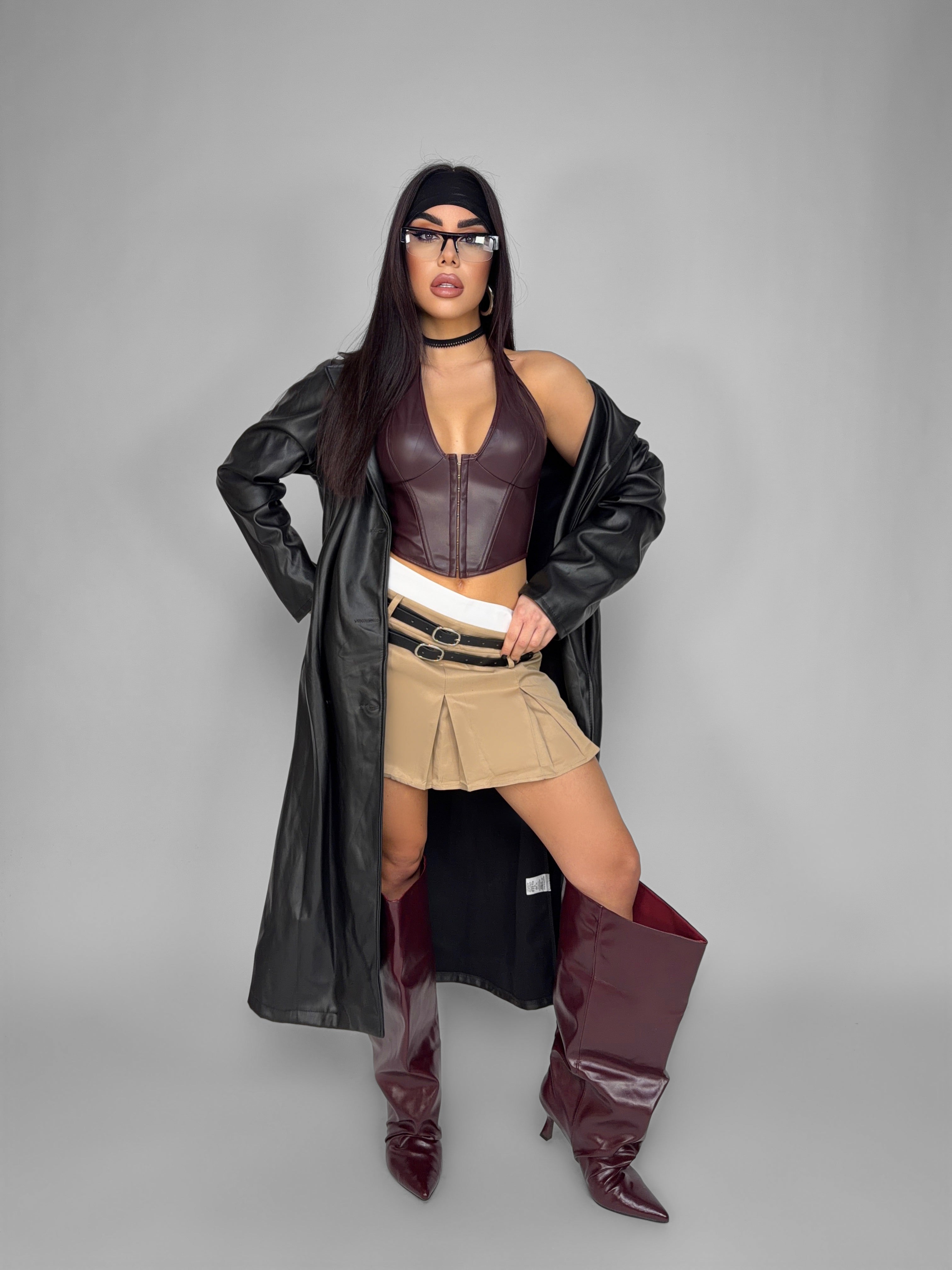 Total Look Hailey Cherry