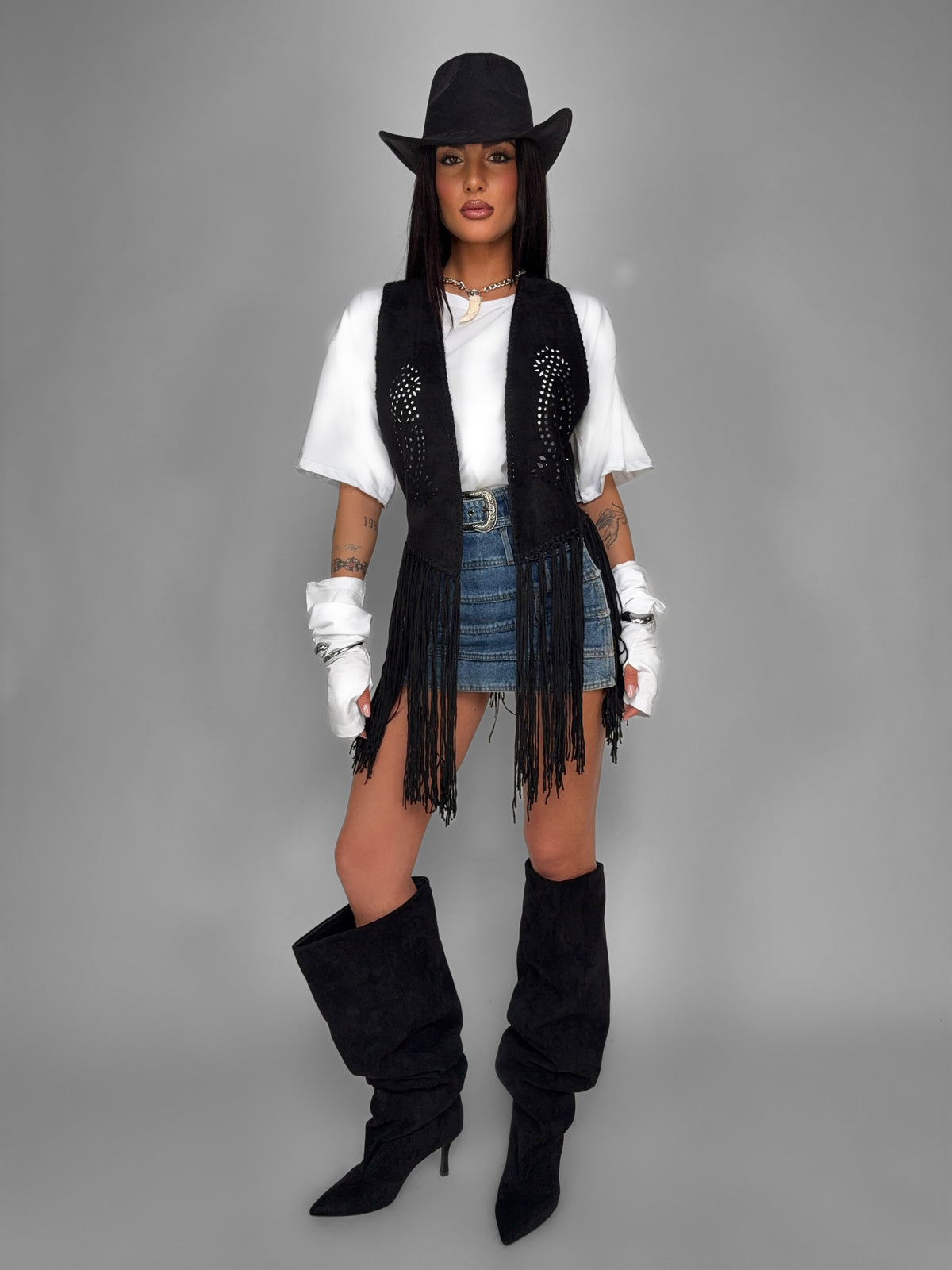Total Look Fringed