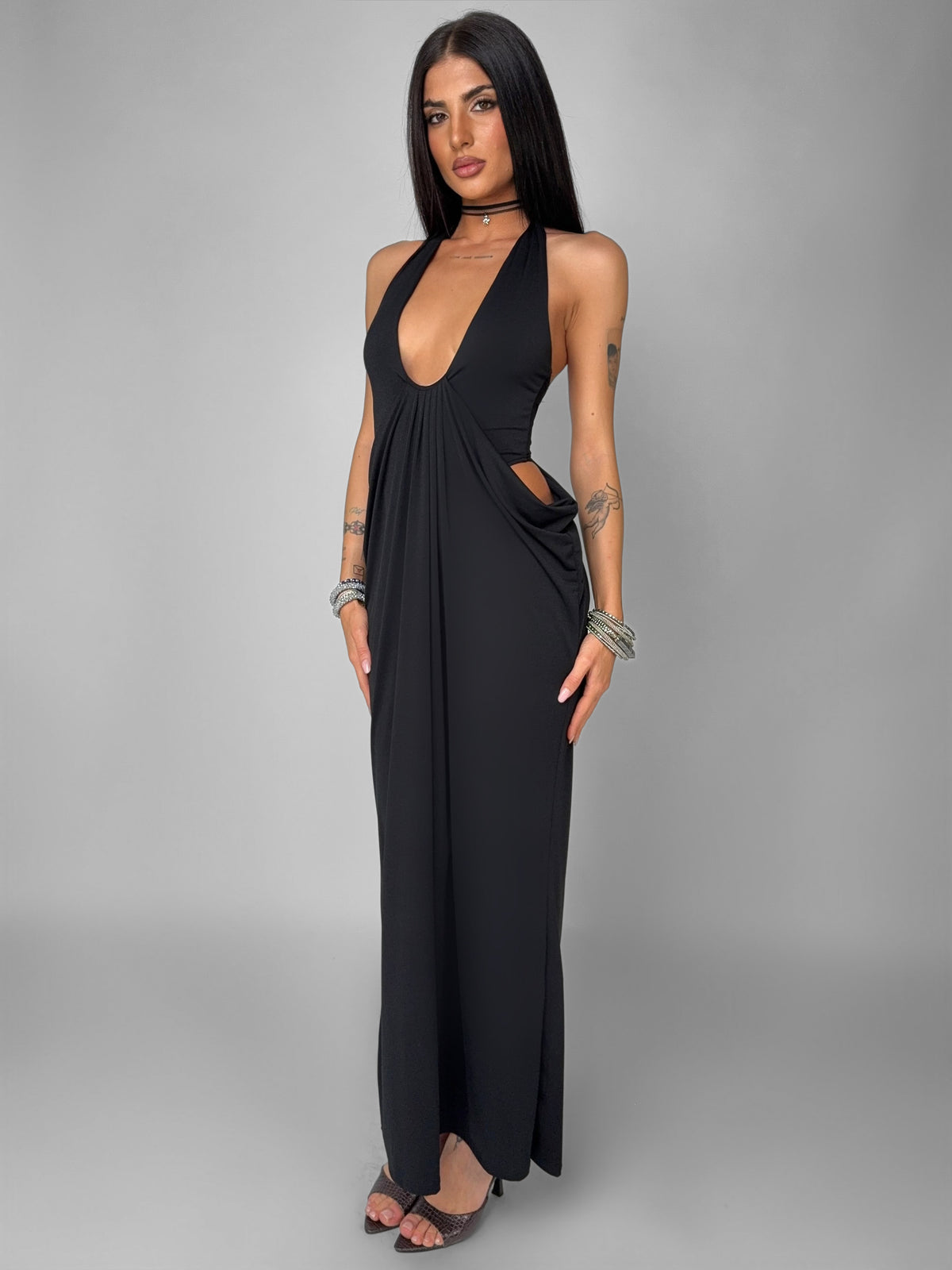 Abito Deep Front-Black