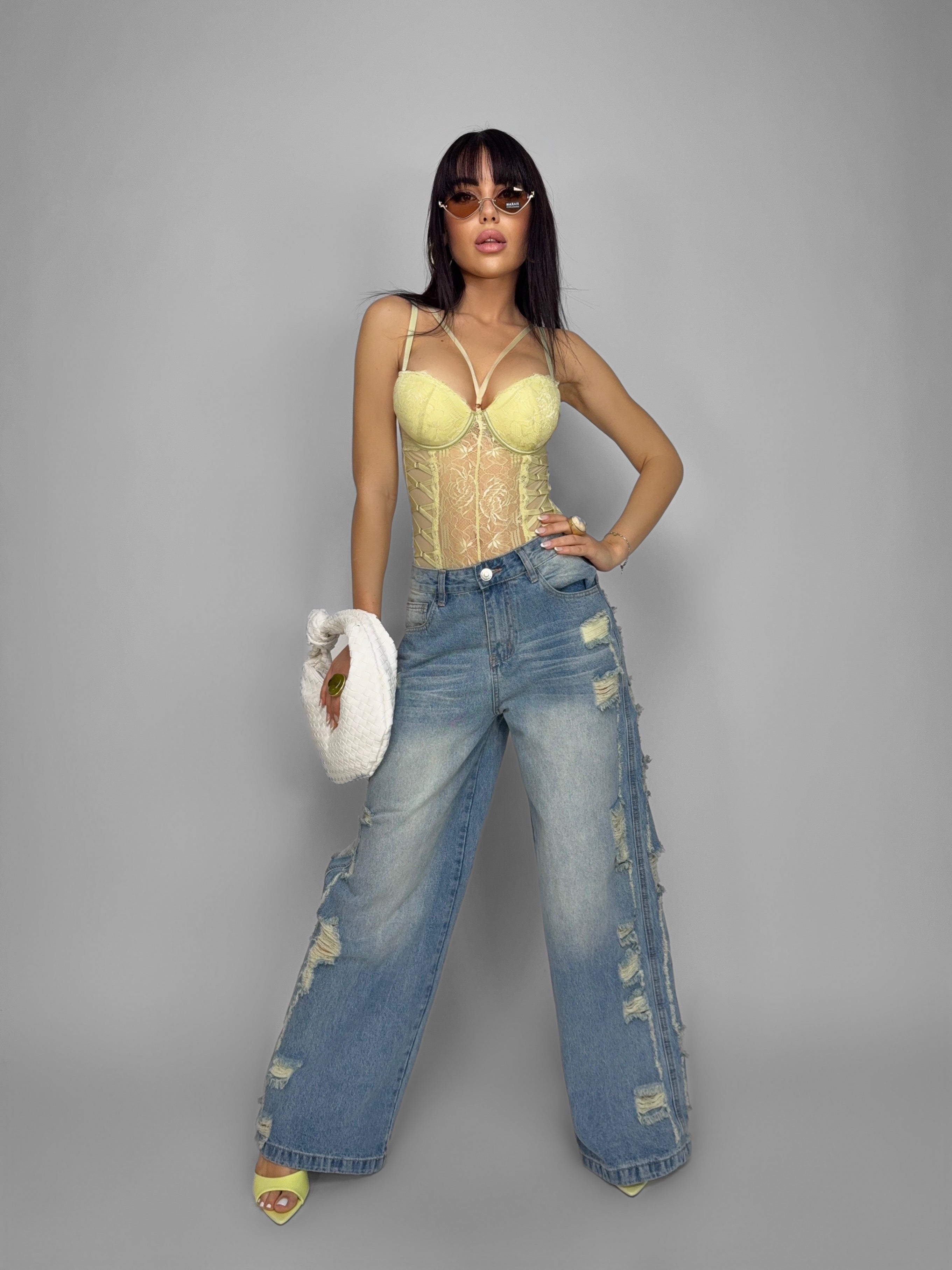 Total Look Captive Lace Yellow