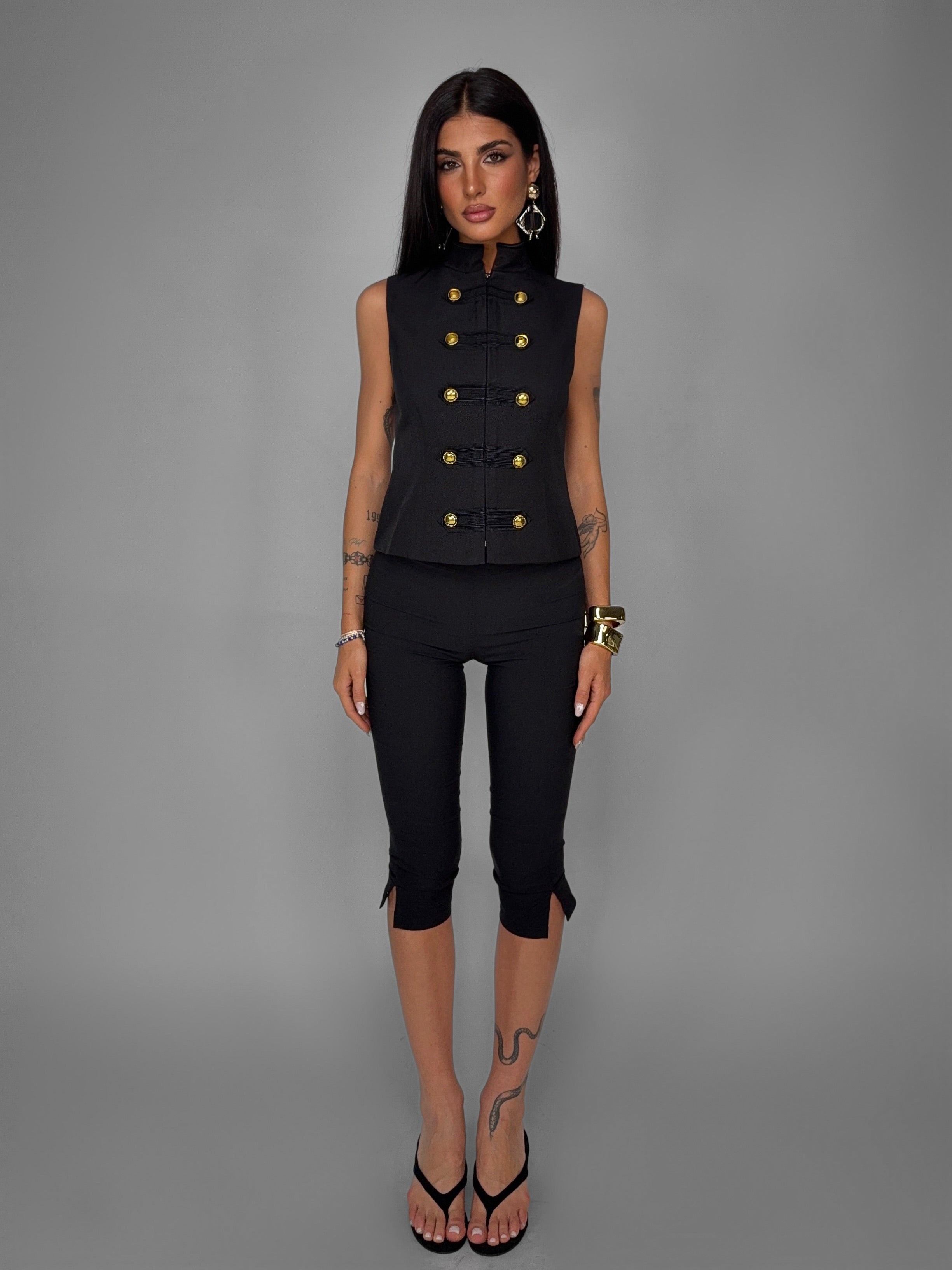 Total Look Capri Black