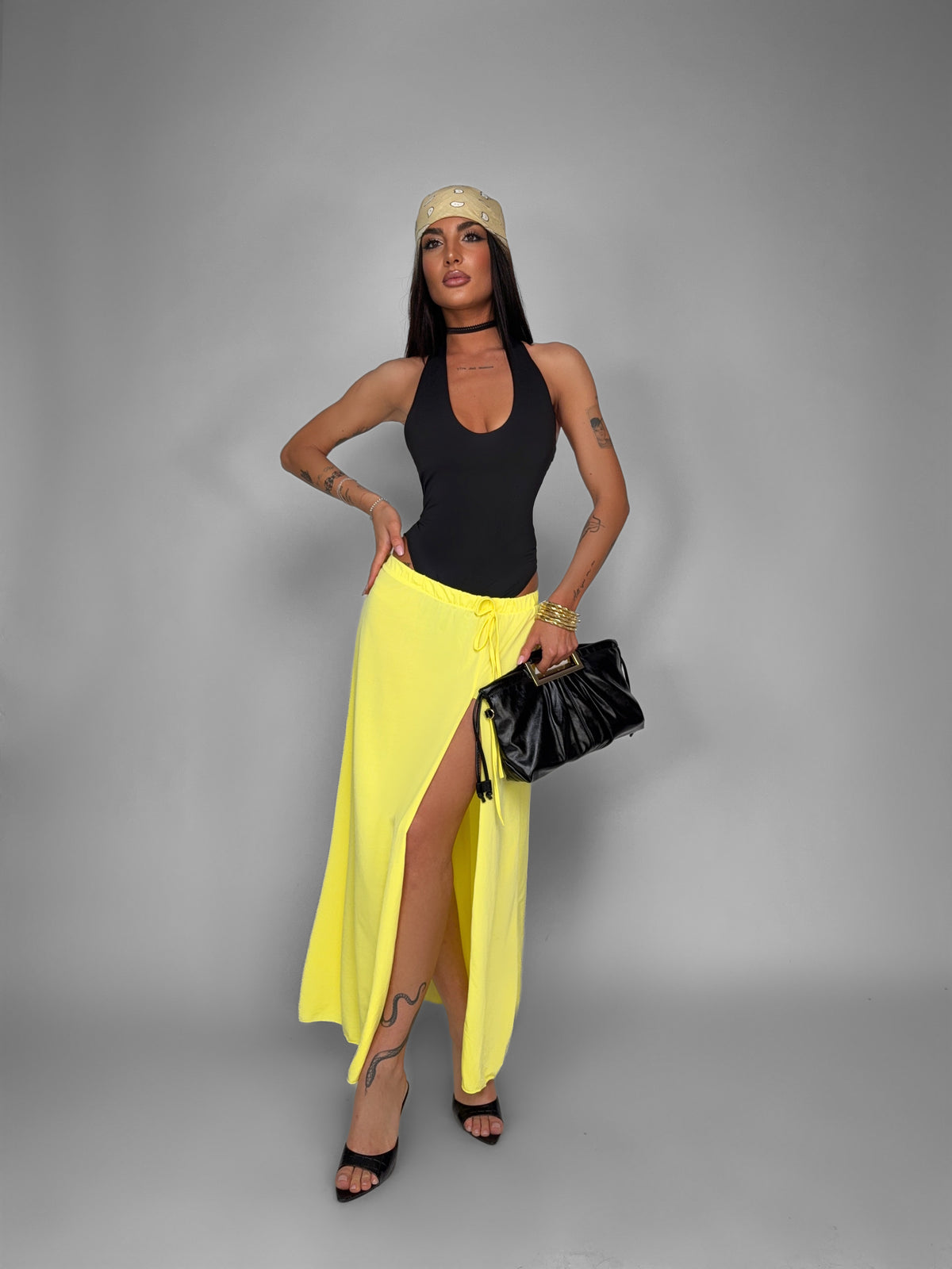 Total Look Lateral Side