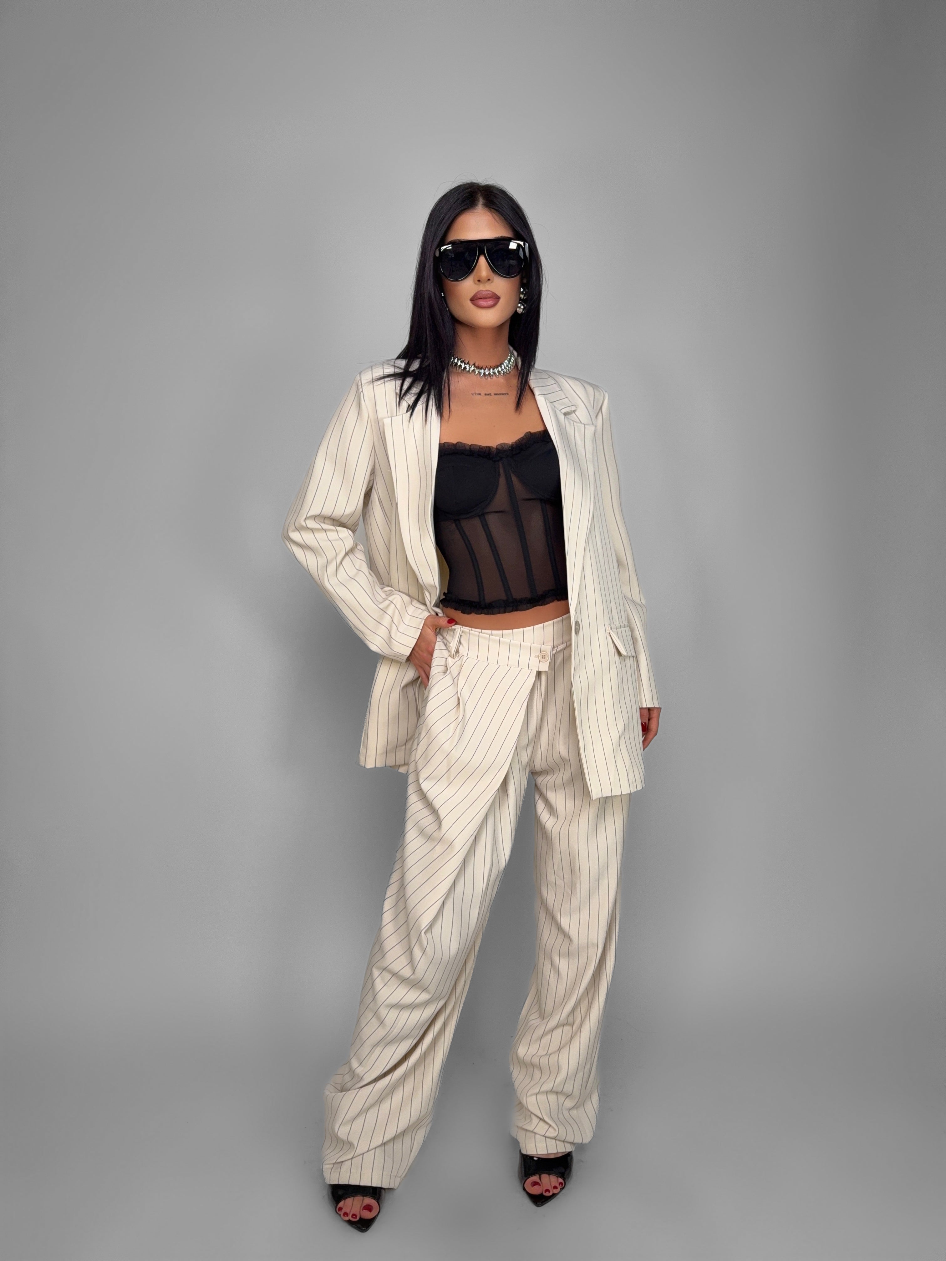 Total Look Chalk Beige