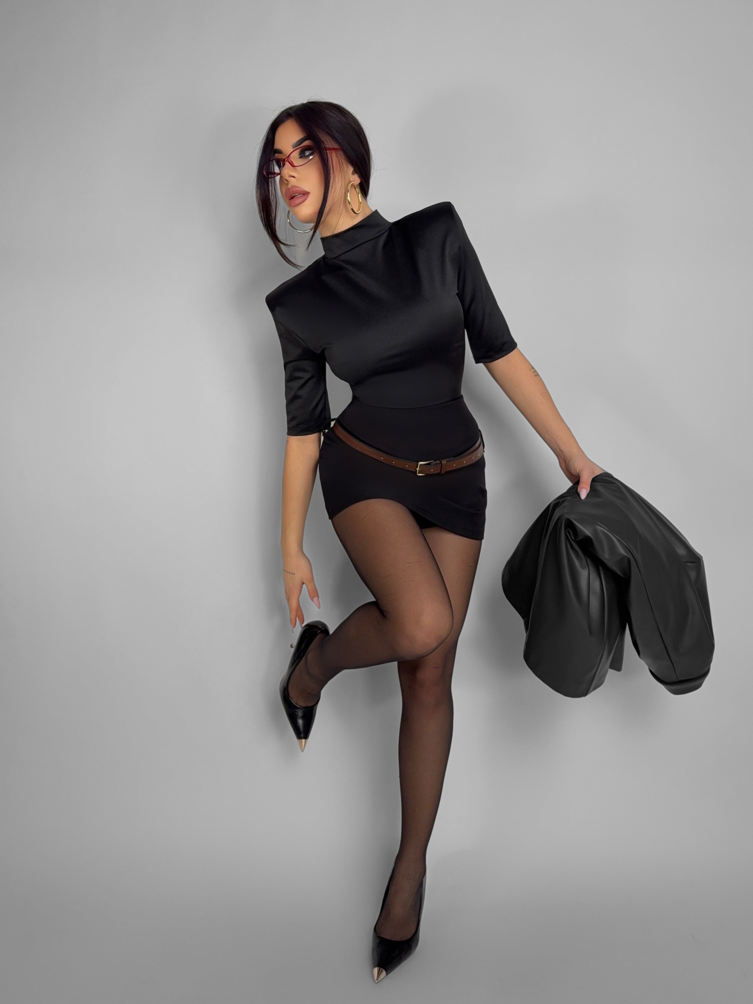 TOTAL LOOK DARK MOOD
