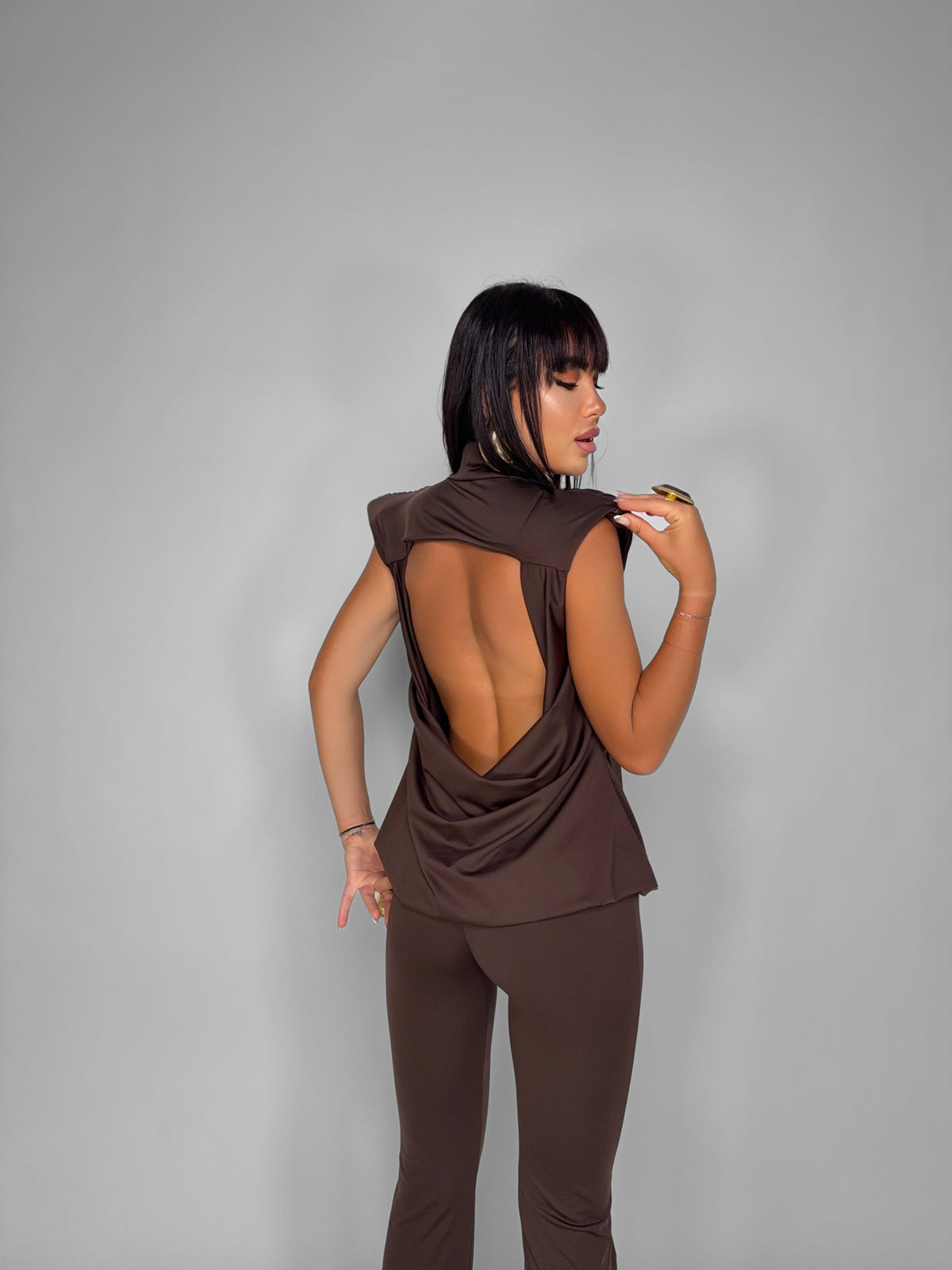 Tuta Sleekline-Brown