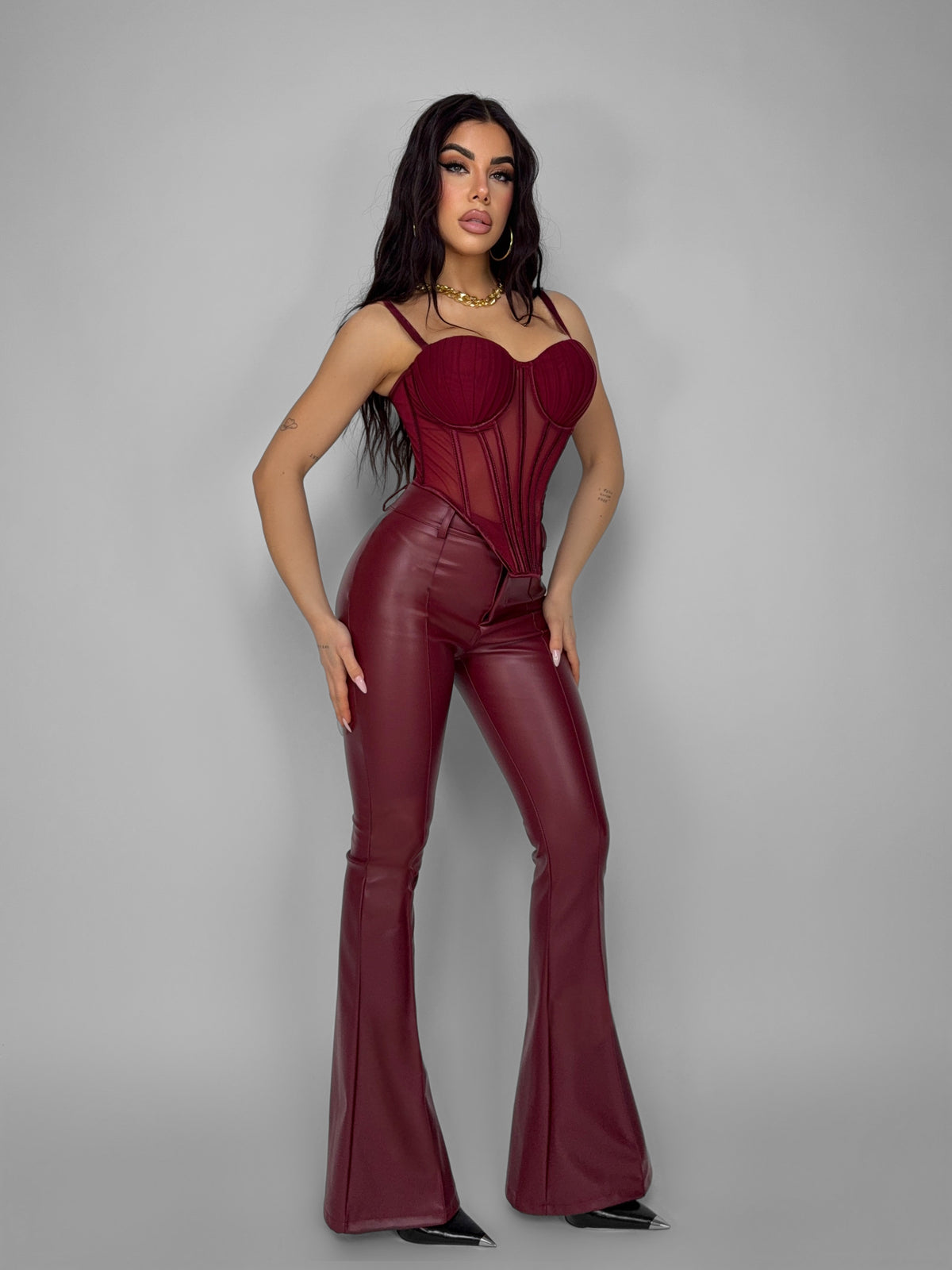 Total Look Leather Cherry
