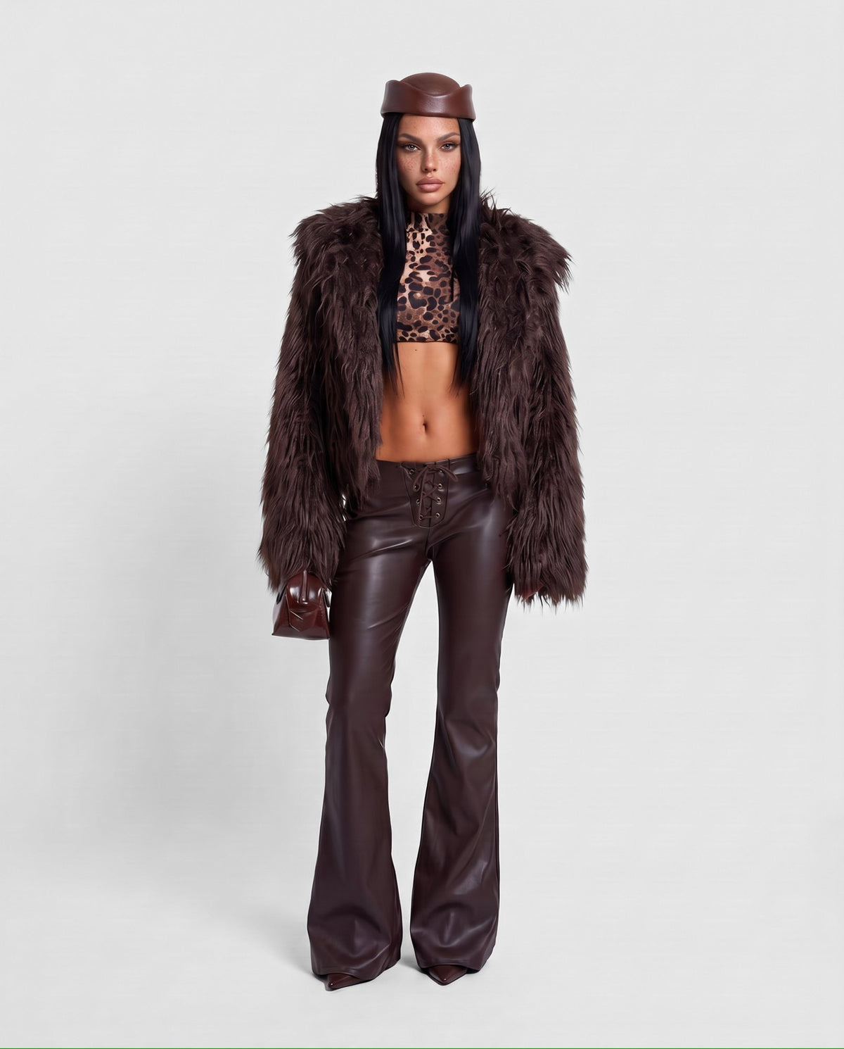 Total Look Leather String Brown