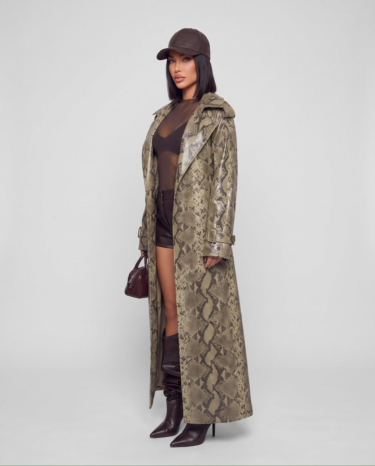 Total Look Trench Python