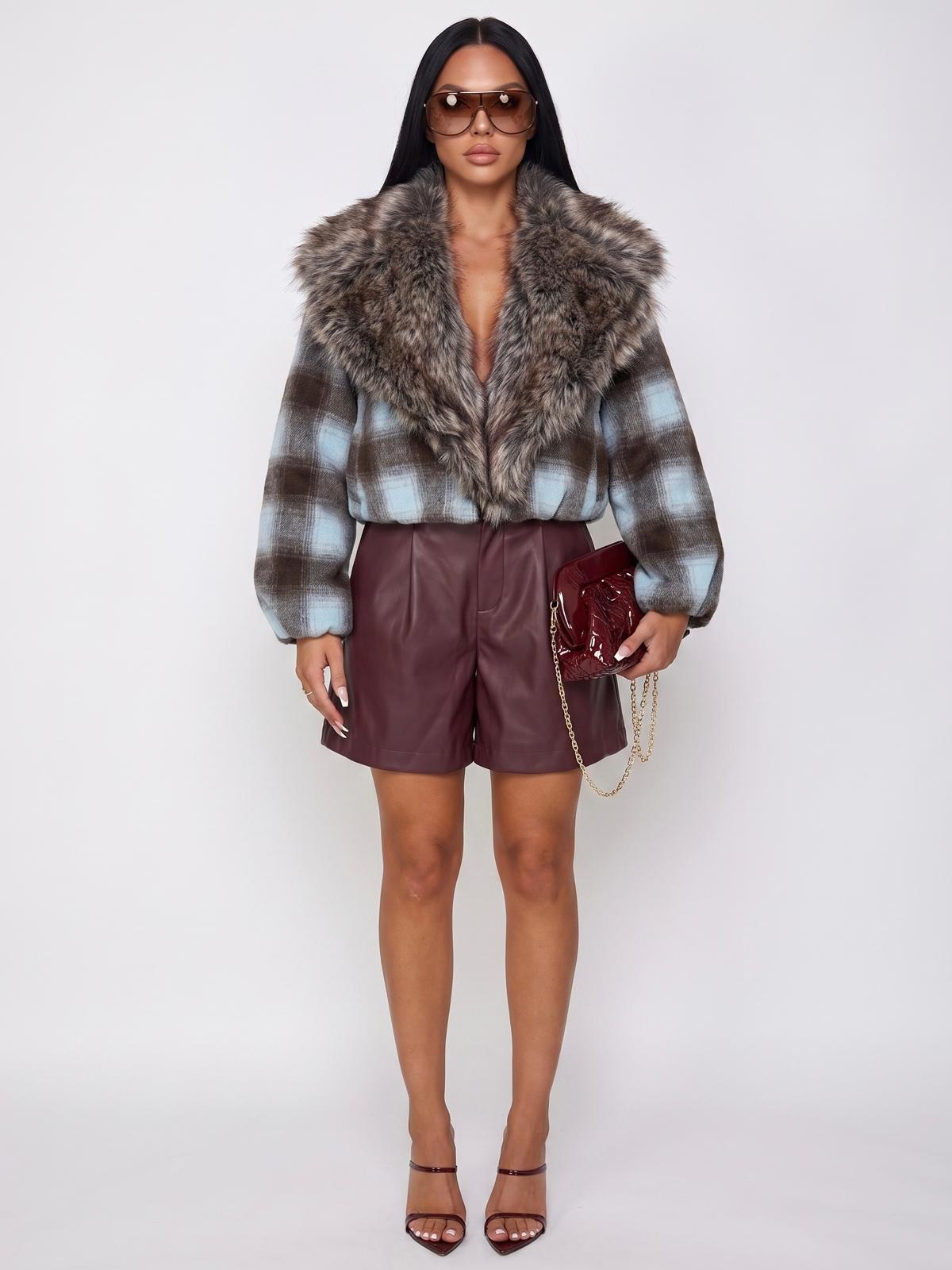 Total Look Leather Icon