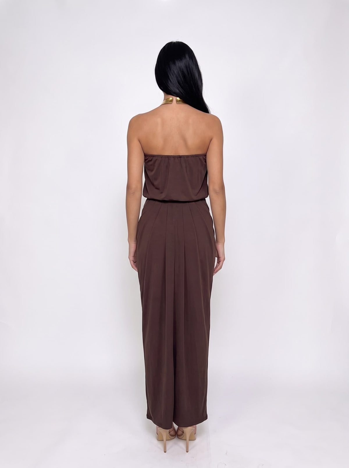 Abito Maya-Brown