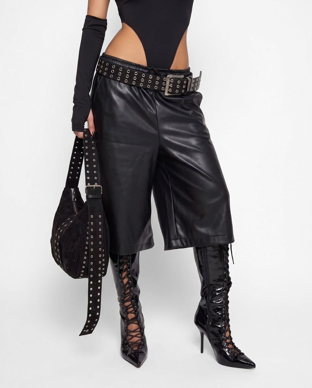 Bermuda Leather Edge-Black