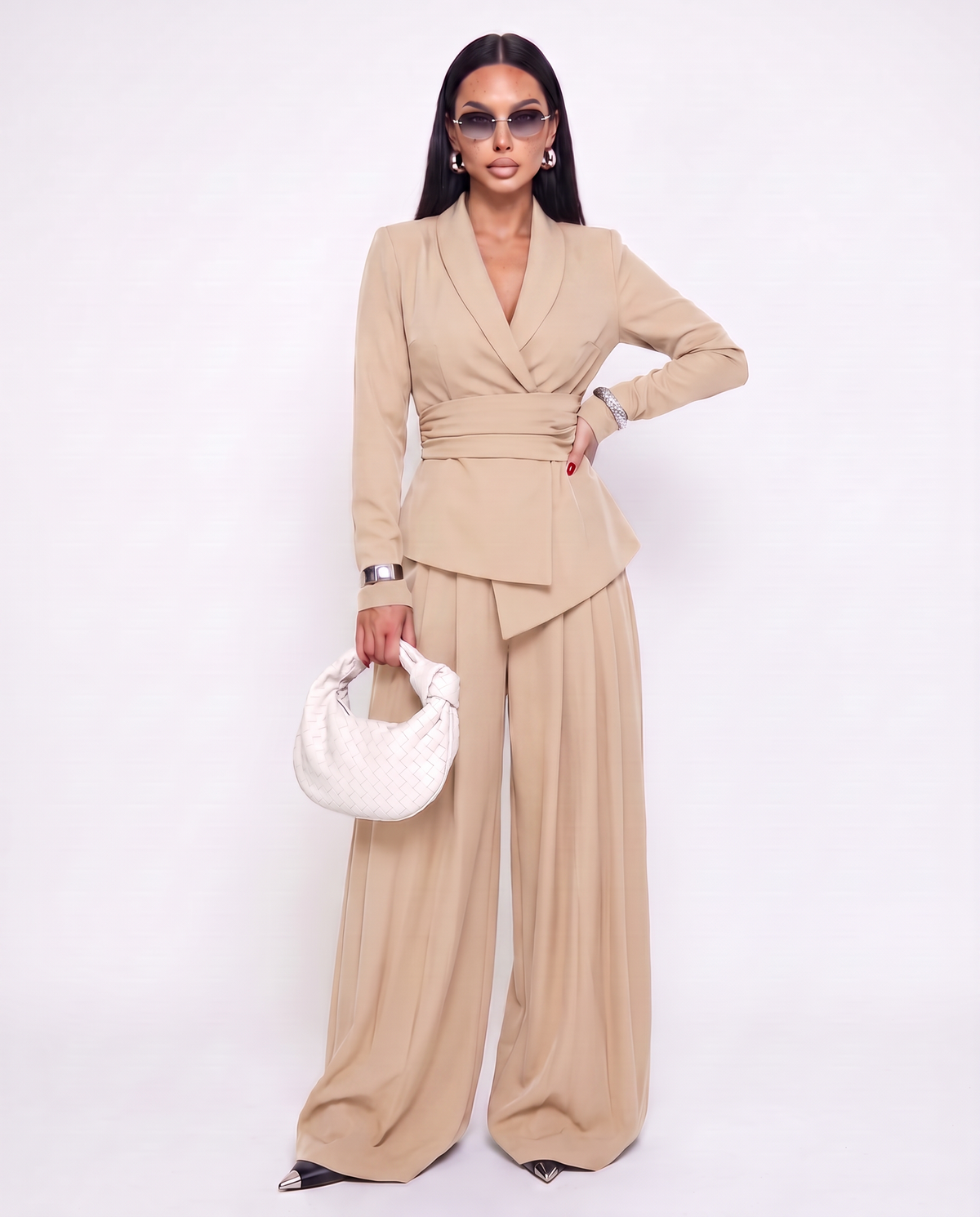 Traje sin botones